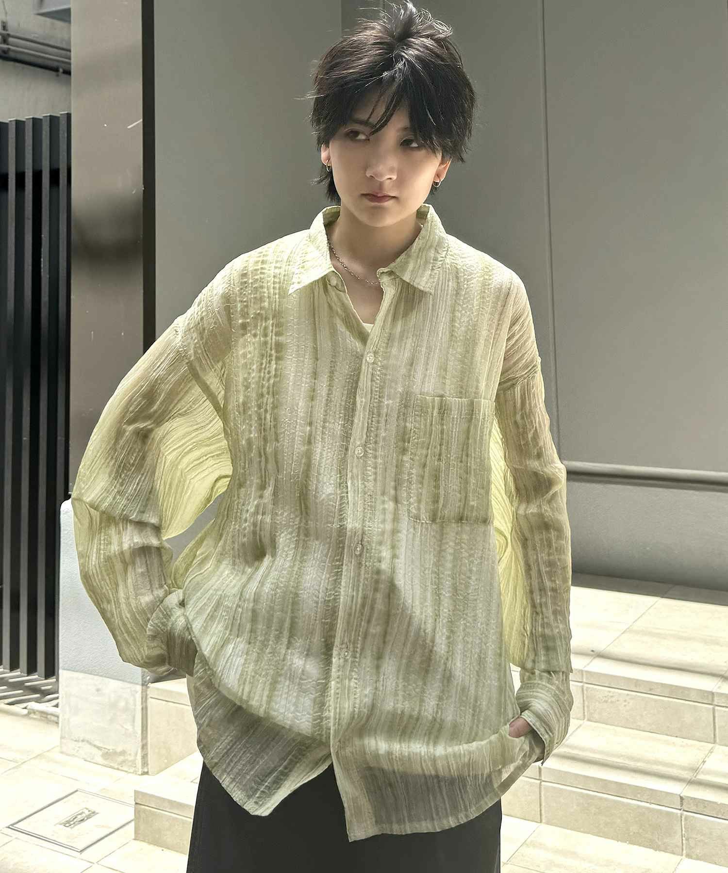 Confirm（コンファーム）ルーズシルエット デザインシアーシャツ 長袖