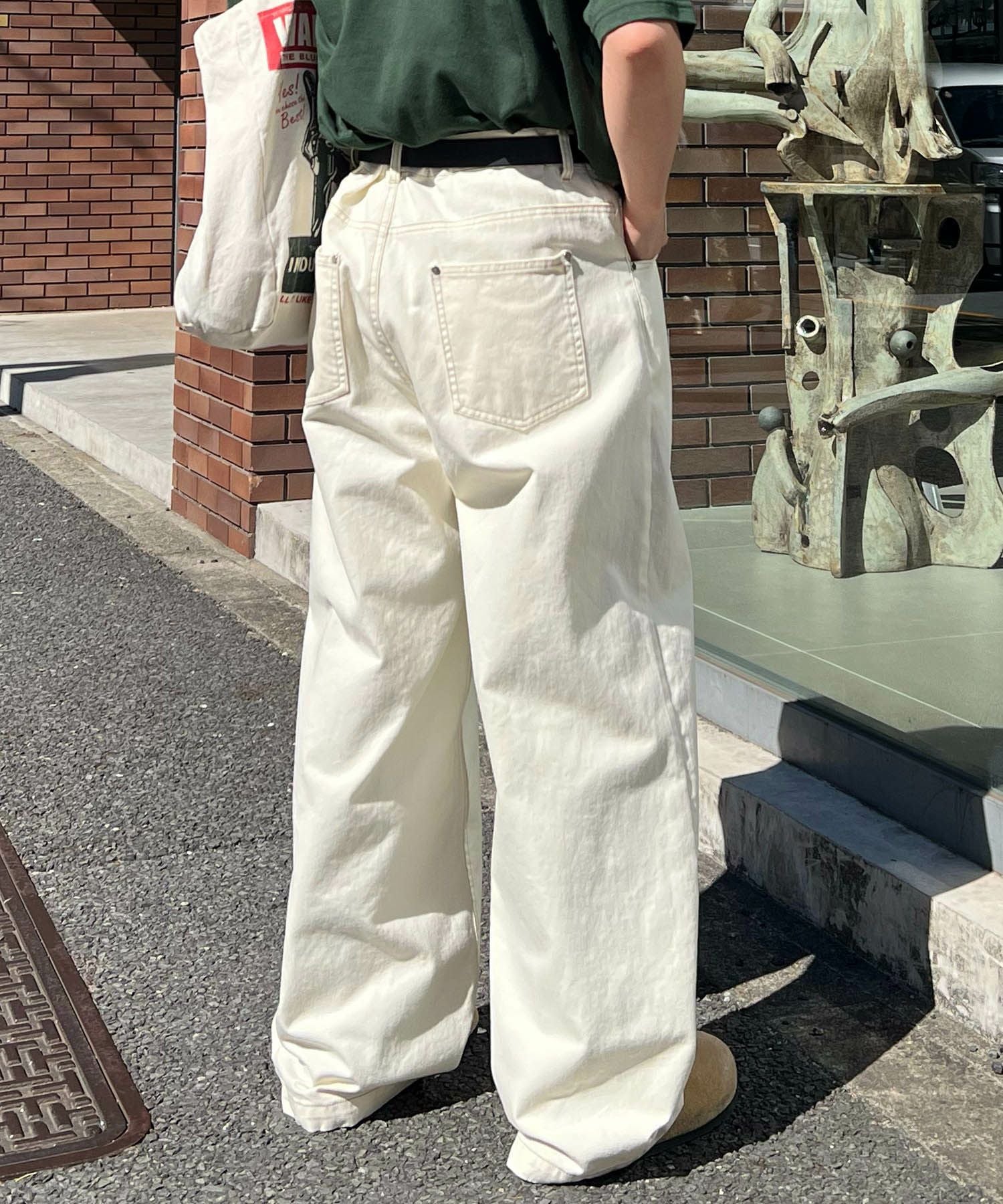 Confirm（コンファーム）ナチュラルシルエット カツラギワイドパンツ