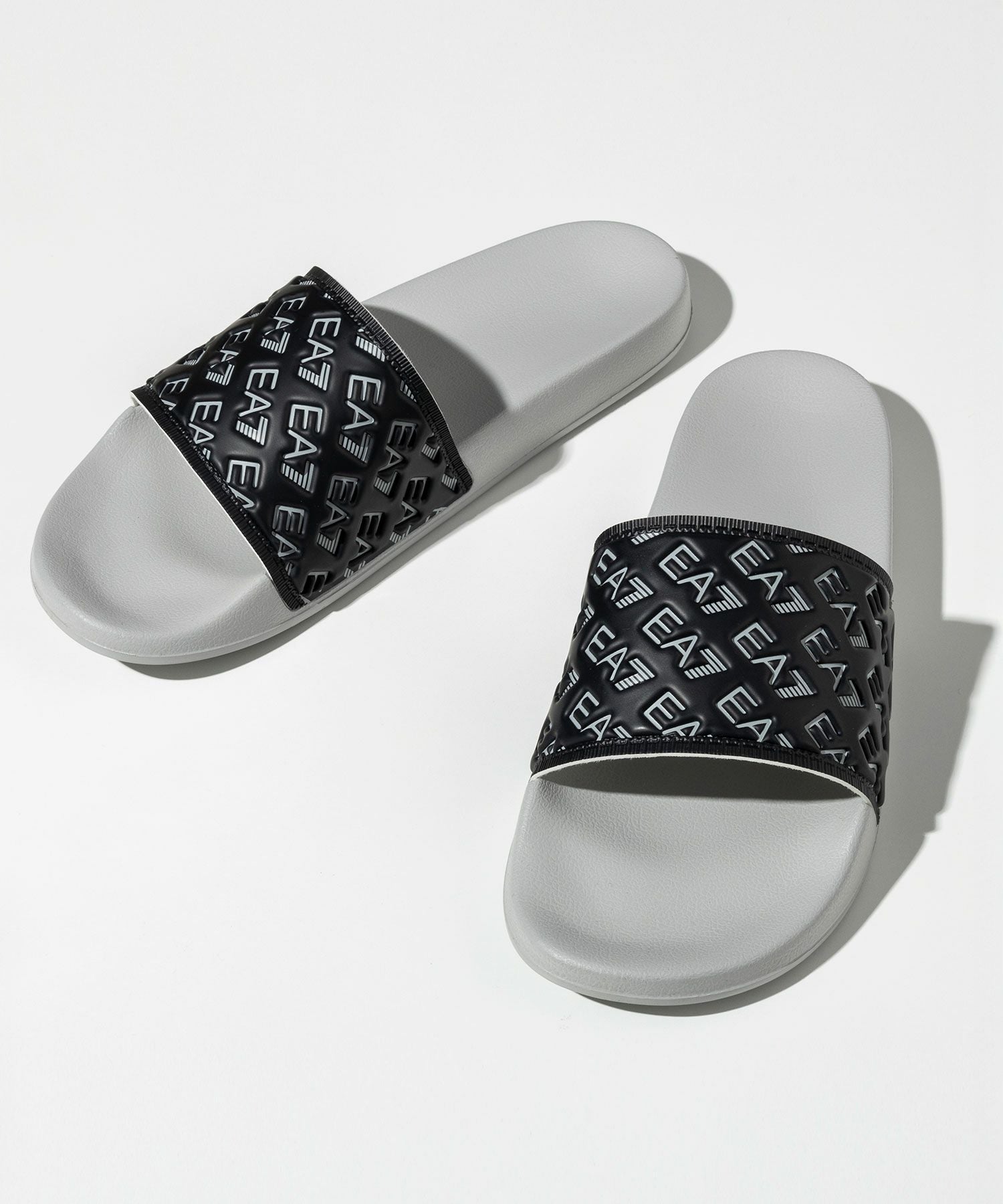 EMPORIO ARMANI EA7(イーエーセブン)エンボスロゴシャワーサンダル EMPORIO ARMANI EA7(イーエーセブン)エンボスロゴシャワーサンダル