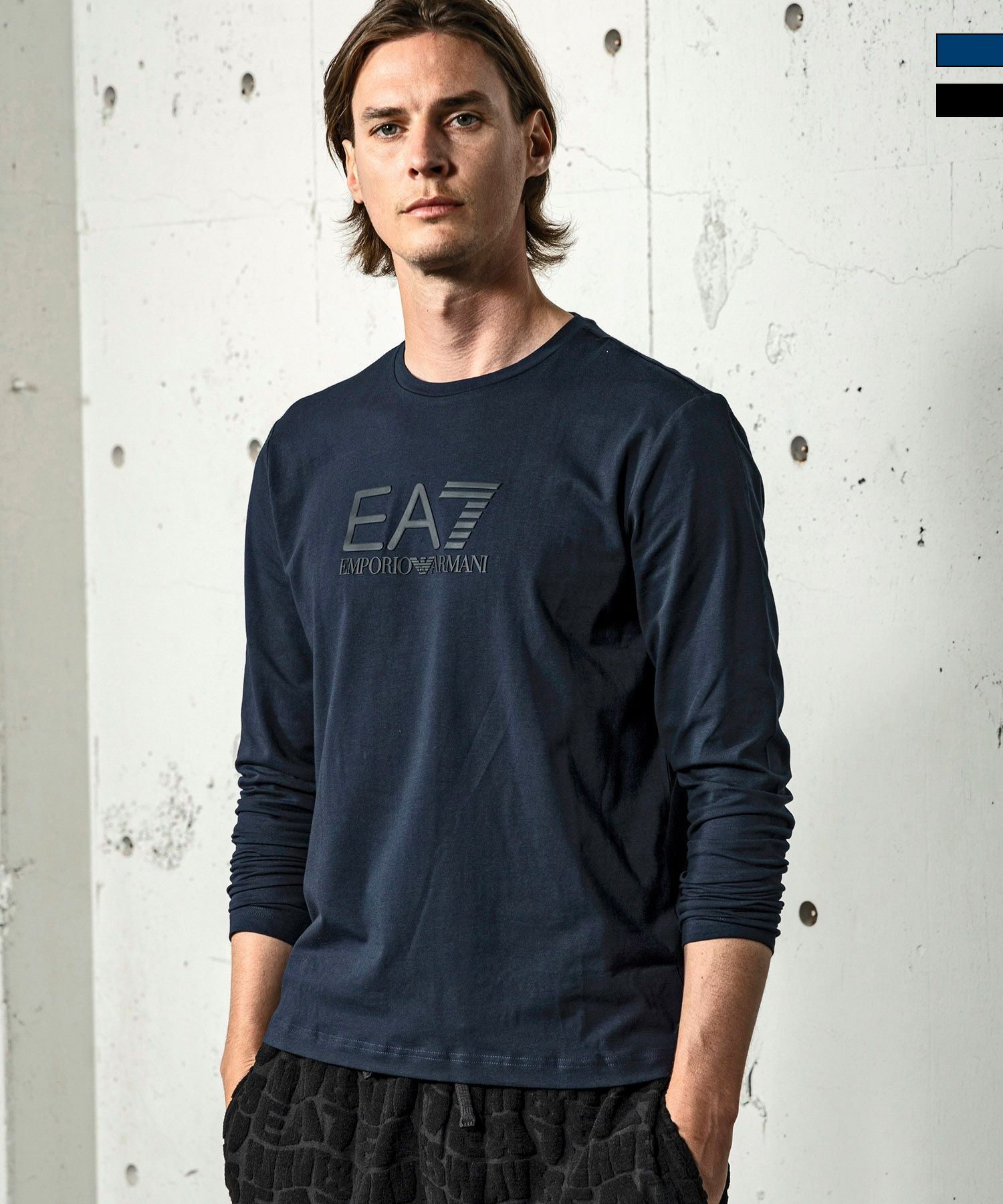 EMPORIO ARMANI EA7(イーエーセブン)エンボスロゴロングTシャツ