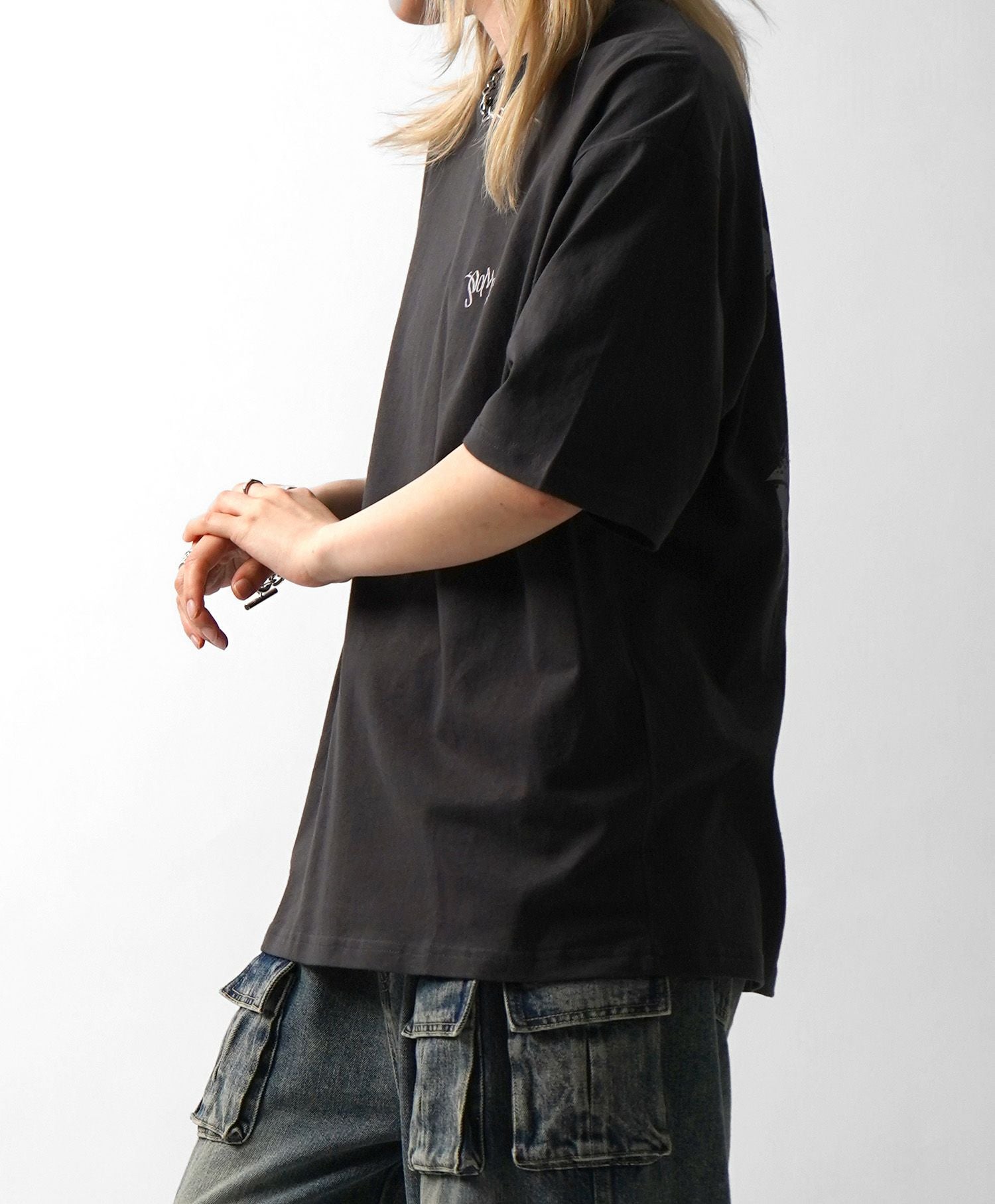 ILL'S(イルズ)クラウン ボックスシルエット グランジ風 レトロモチーフ