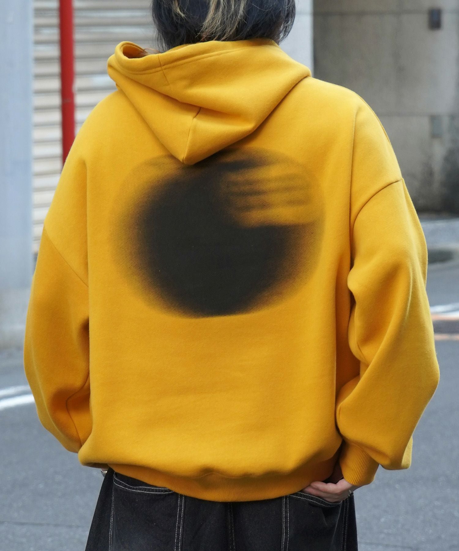 ILL'S（イルズ）ビッグシルエット フェード8ボール バックプリント