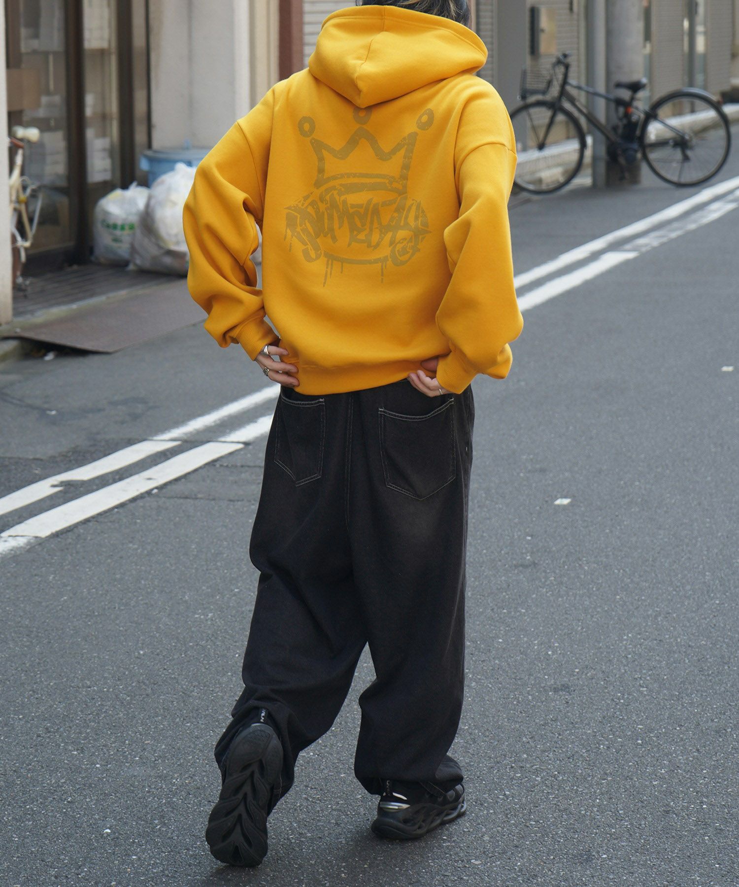 ILL'S（イルズ）ビッグシルエット クラウン バックプリントパーカー