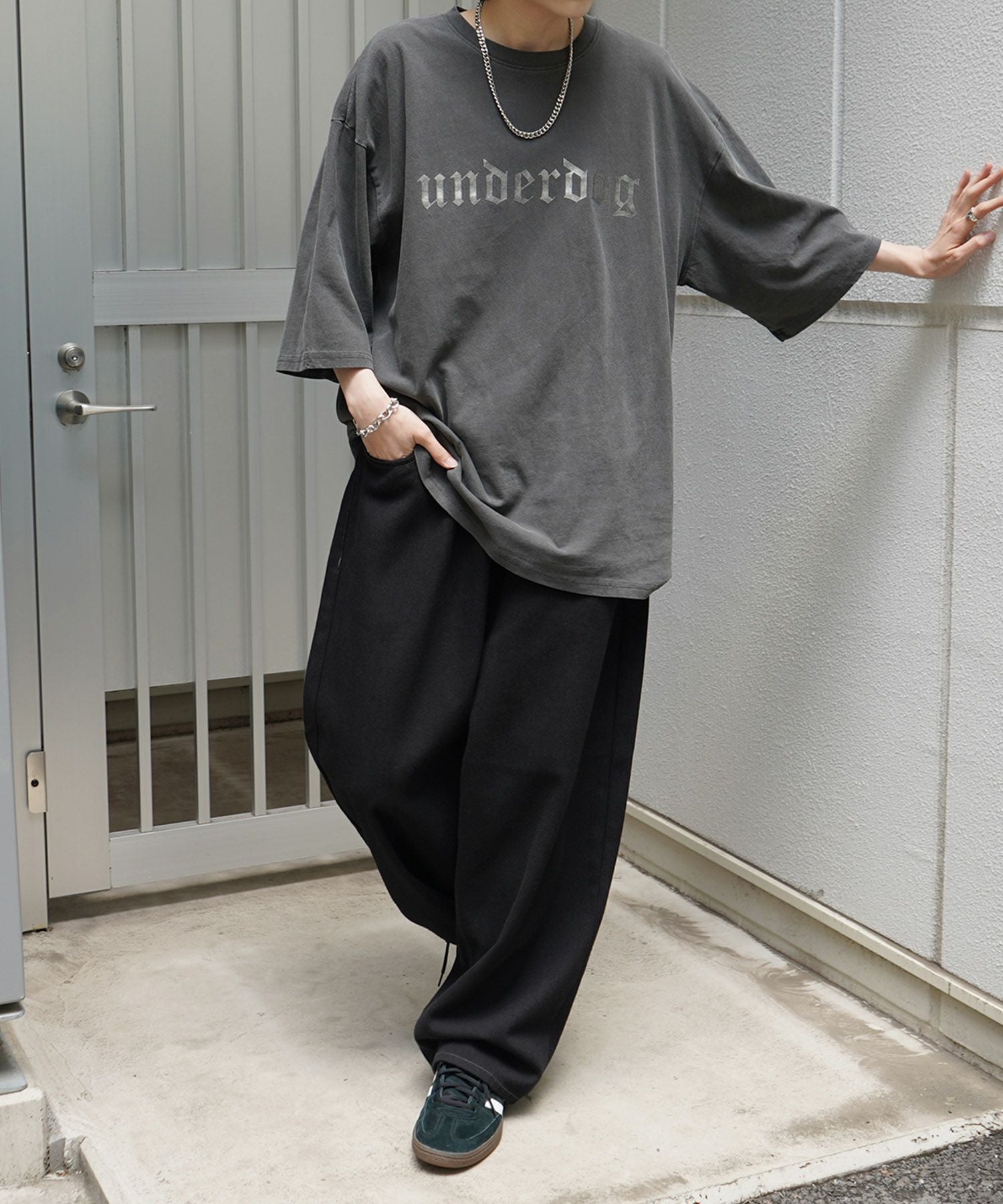 ILL'S（イルズ）ヴィンテージメイク レトロライク ベーシックツイル