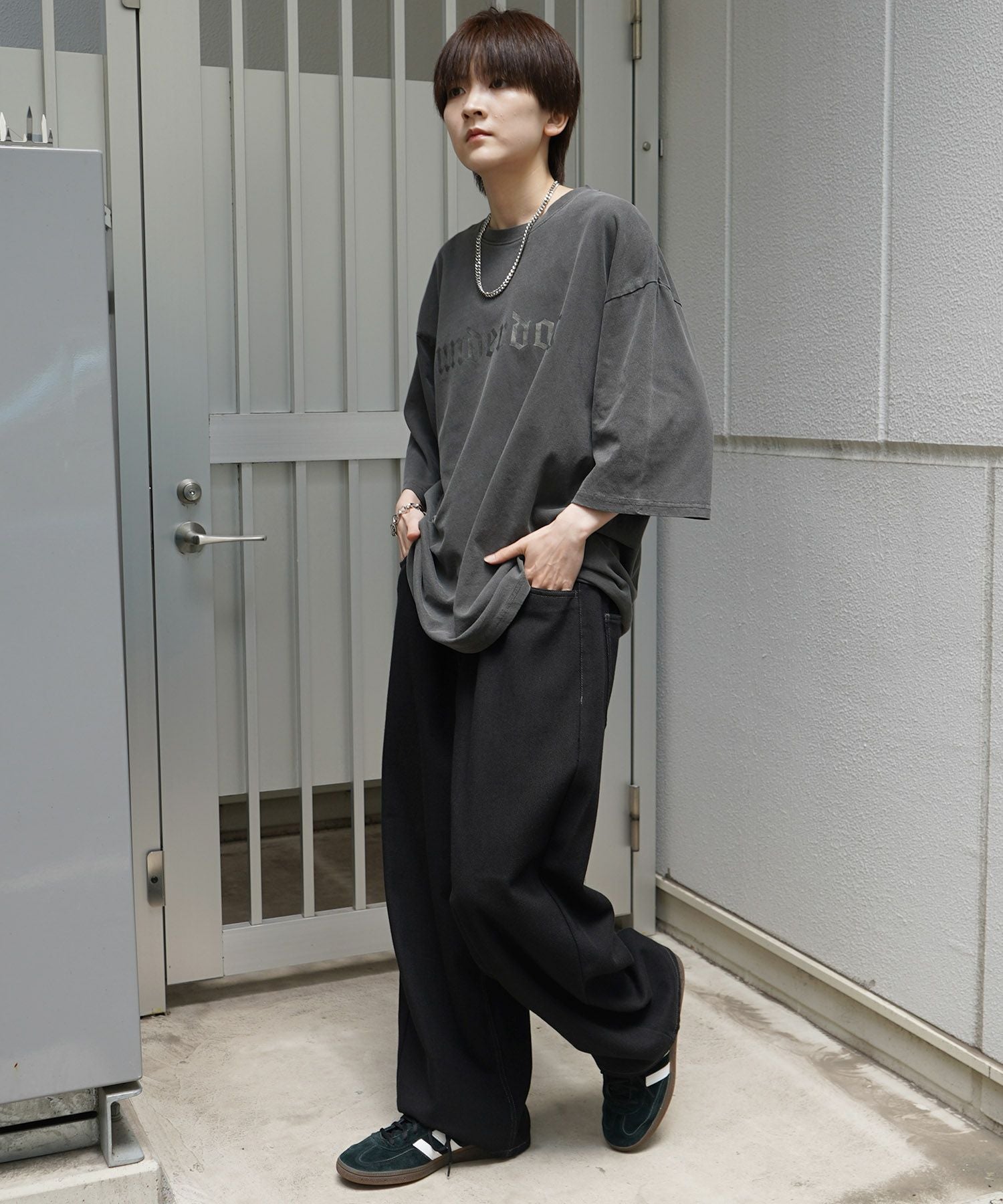 korea 、ILL´Sのデニム ILL'S（イルズ）ヴィンテージメイク レトロライク ベーシックツイル