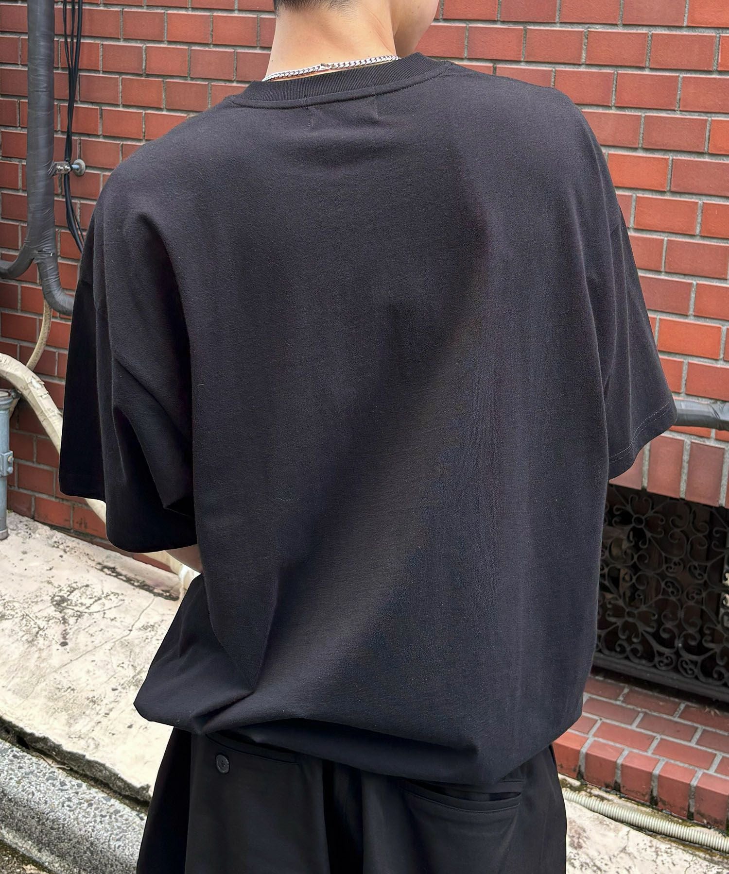 Confirm（コンファーム）ヘンリーネック ドローコード Tシャツ