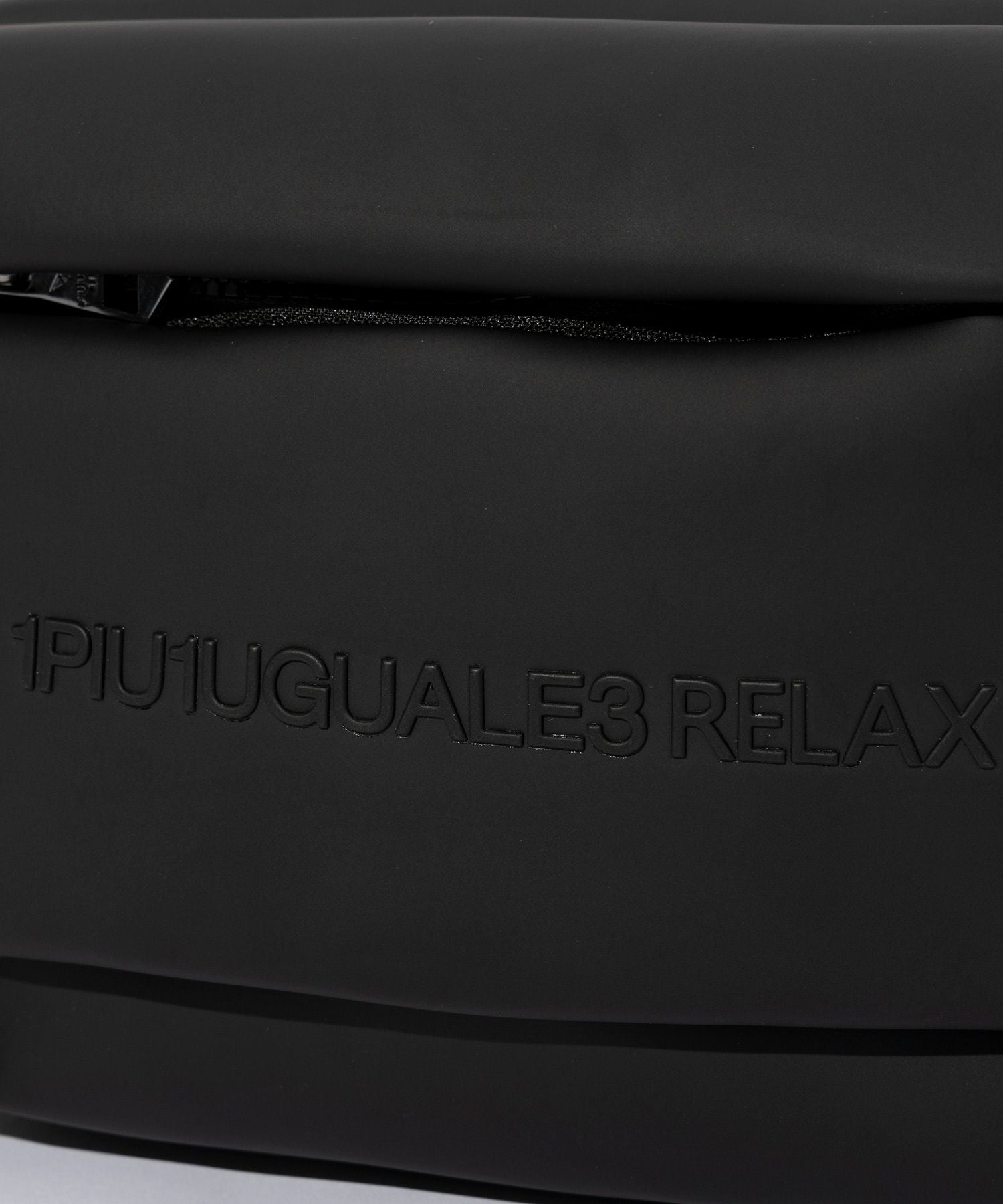 1piu1uguale3 ボディバッグ 1PIU1UGUALE3 RELAX ウノピゥウノウグァーレトレ リラックス シルバー