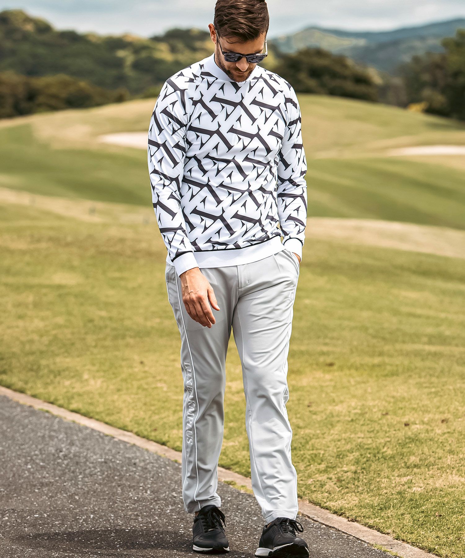 Lサイズ リュクスエイケイエムプラス ゴルフ トリコットストレッチパンツ グレー LUXEAKMPLUS(リュクスエイケイエムプラス)ゴルフ トリコットストレッチ