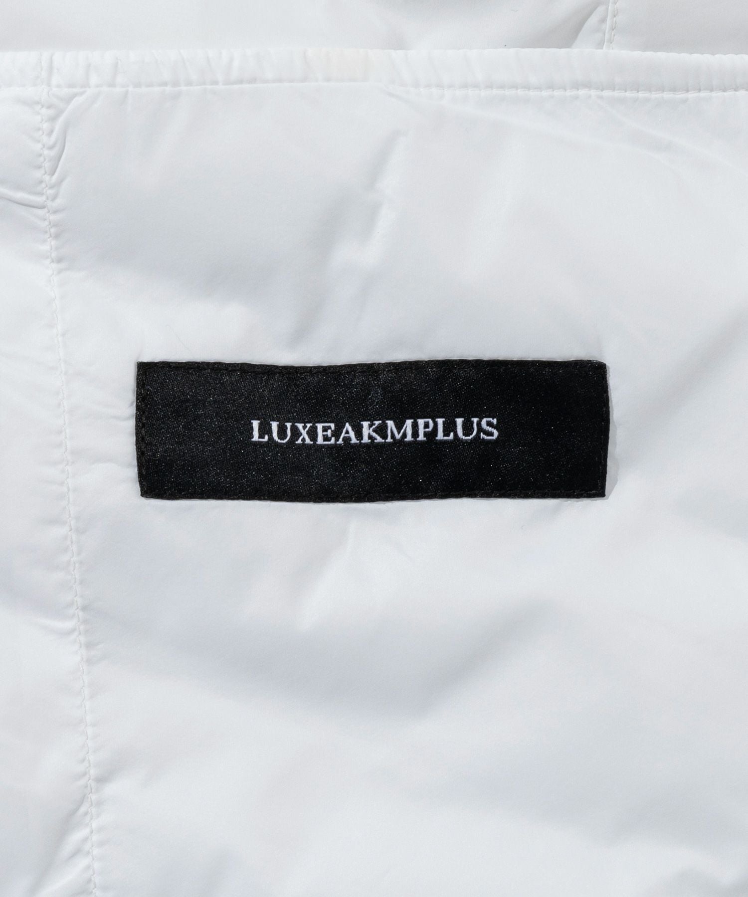 LUXEAKMPLUS(リュクスエイケイエムプラス)ゴルフ ムーブライトパデッド