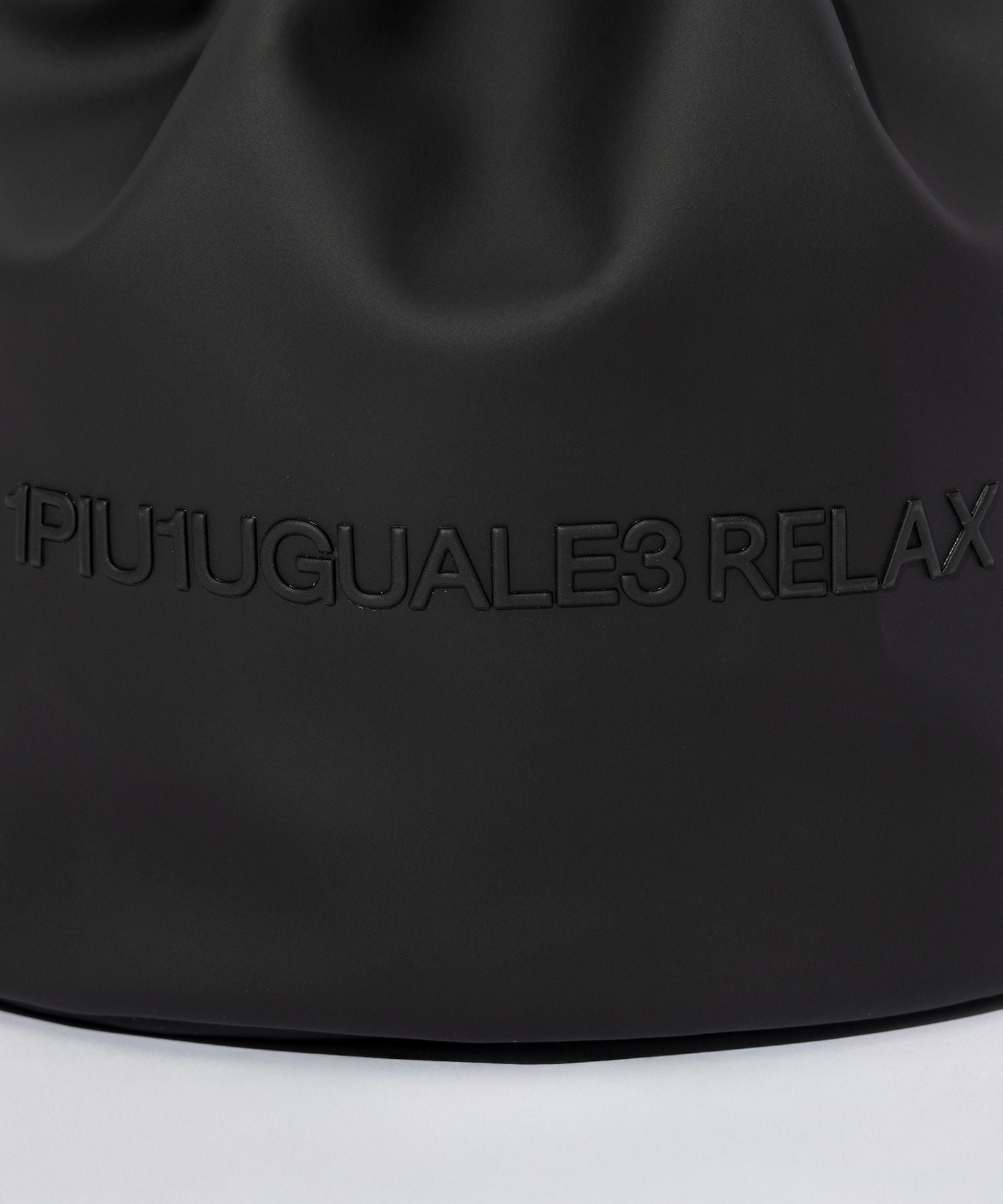 タグ付未使用✨️ウノピゥ　現行カートバック　ロゴプレート　カーキ 楽天市場】1piu1uguale3 バッグの通販