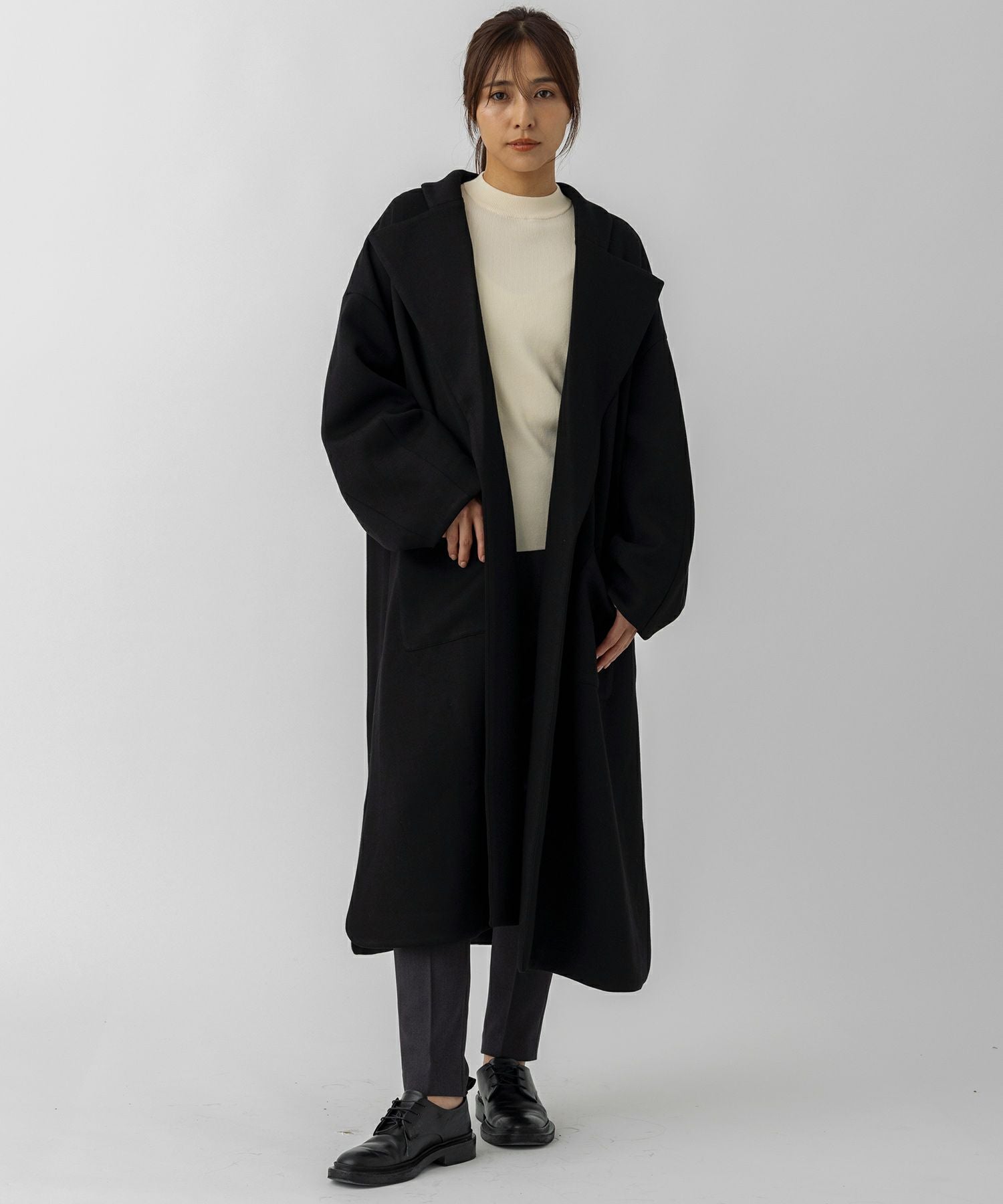 AJUGA. (アジュガ)スムースポンチロングコート　美品★ スムースポンチロングコート｜AJUGA.（アジュガ）公式通販サイト