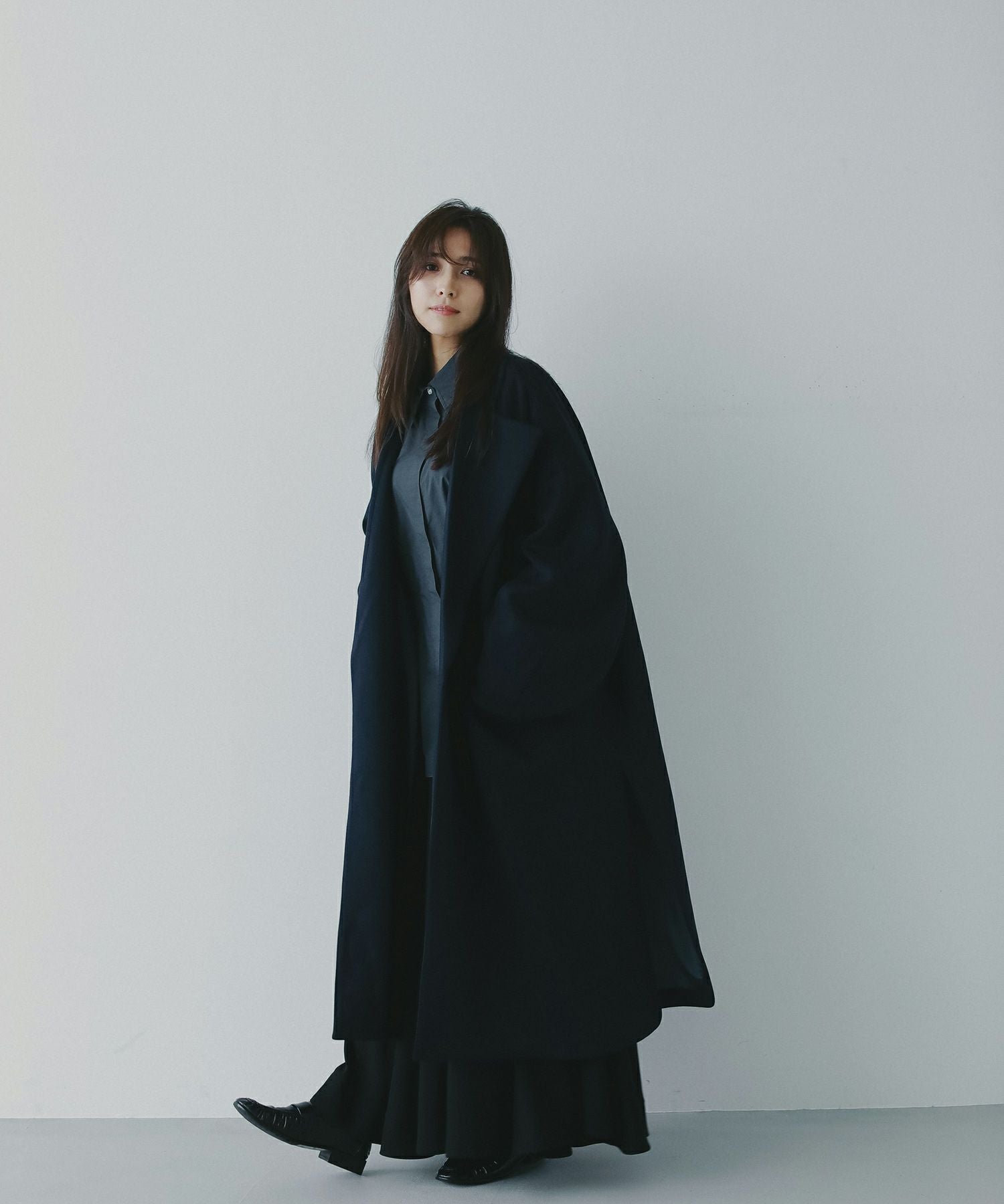 AJUGA. (アジュガ)スムースポンチロングコート | SHIFFON公式通販