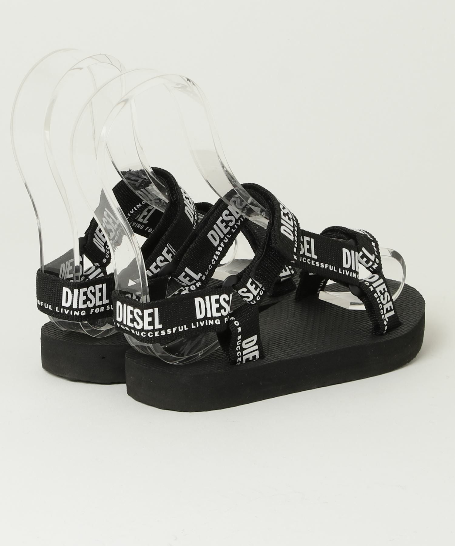 DIESEL ディーゼル ロゴ エンボス サンダル ブラック24.5 DIESEL(ディーゼル)Kids & Junior ブランドロゴサンダル | SHIFFON公式
