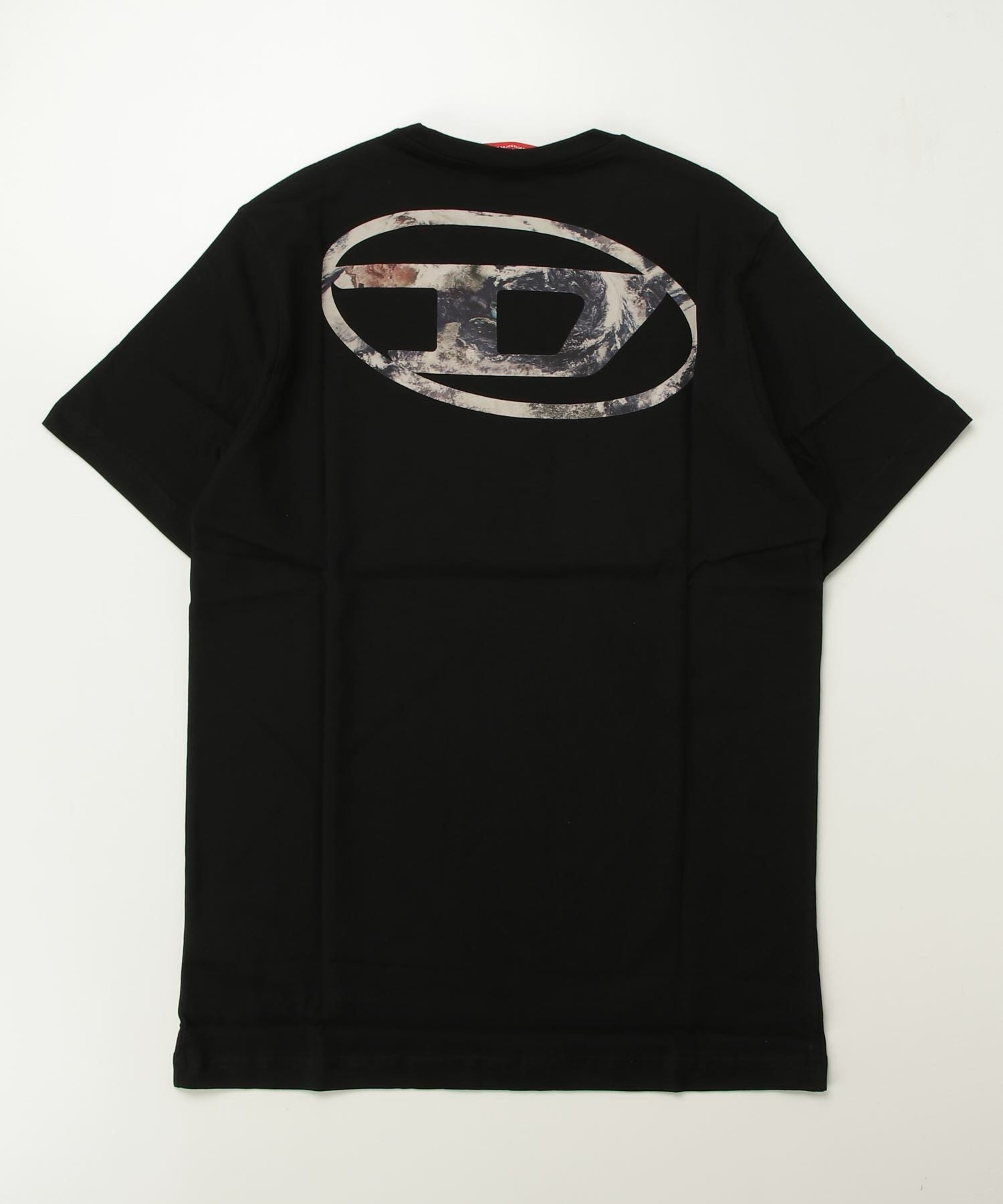 DIESEL ワンポイントロゴTシャツ　12y DIESEL（ディーゼル） ワンポイントブランドロゴ半袖Tシャツカットソー
