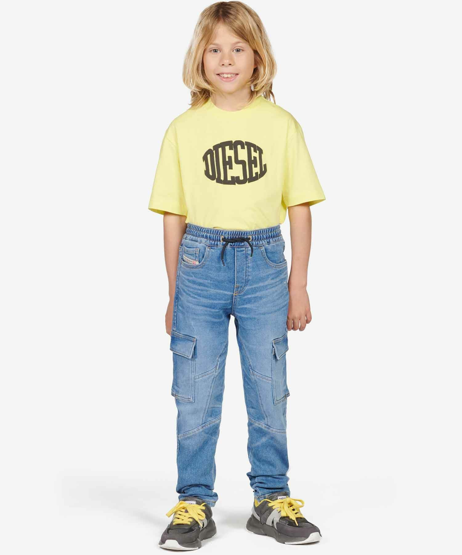 DIESEL(ディーゼル)Kids & Junior デニムパンツ | SHIFFON公式通販 DIESEL(ディーゼル)Kids & Junior デニムパンツ | SHIFFON公式通販