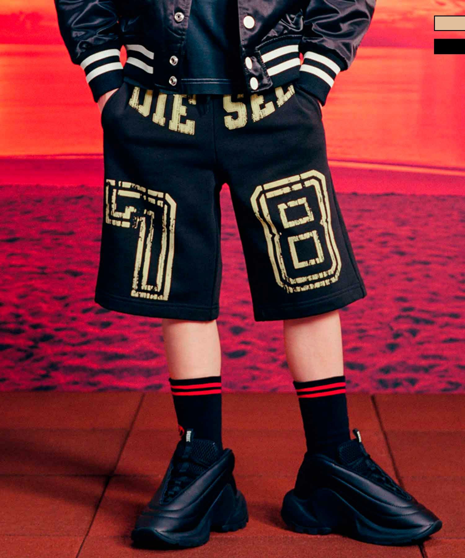 DIESEL(ディーゼル)Kids & Junior ブランドロゴショートパンツ