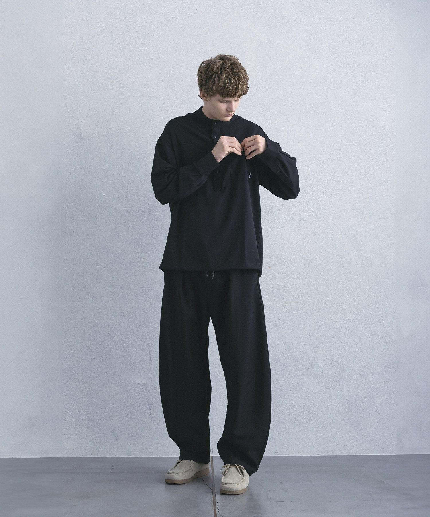 phenix(プラスフェニックス)COCOON SILHOUETTE RELAXED PANTS コクーン phenix(プラスフェニックス)COCOON SILHOUETTE RELAXED PANTS コクーン