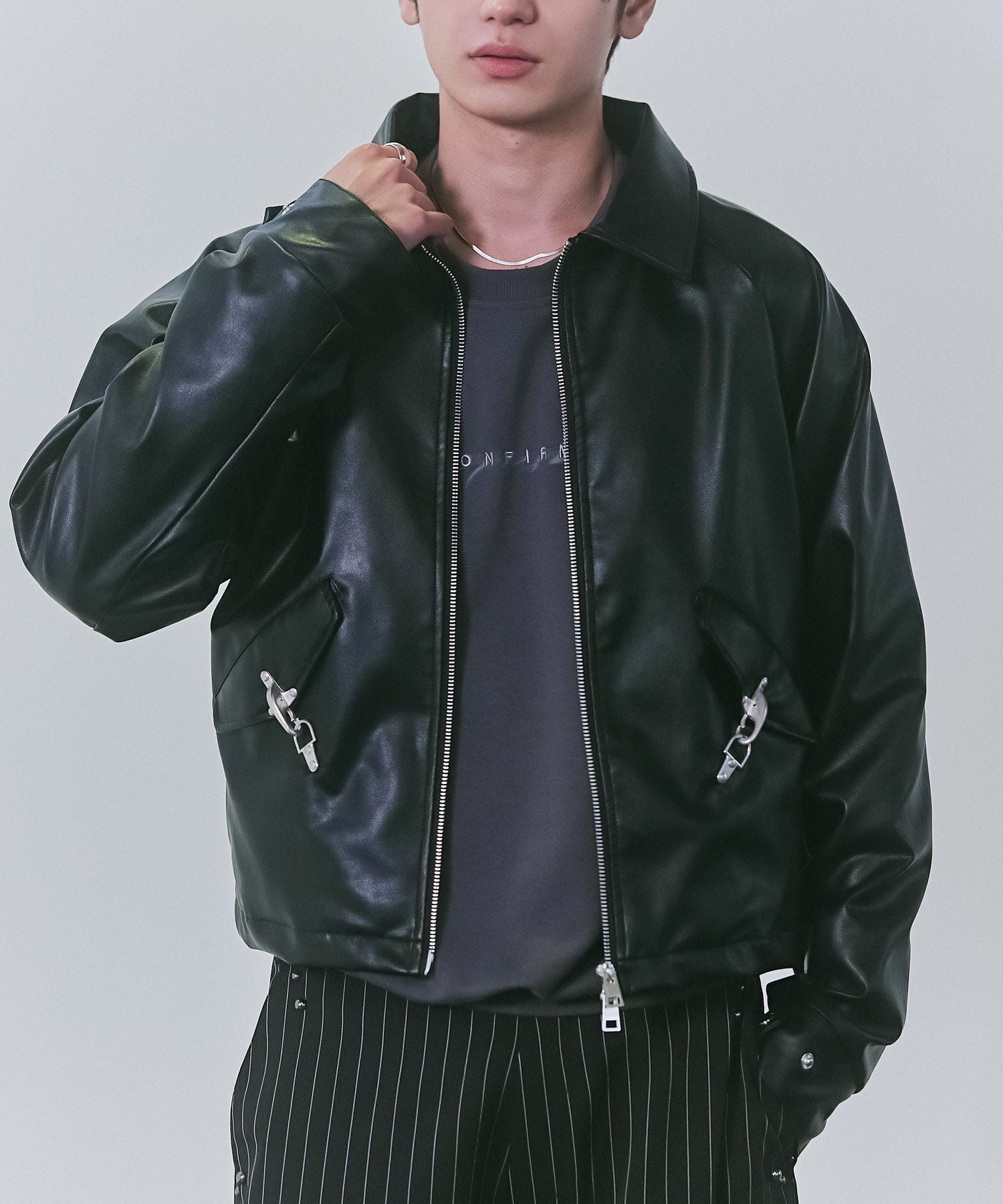 Salvatore Ferragamo 短丈　ブラックレザージャケット Salvatore Ferragamo Black Leather Jacket Men's Vintage Designer