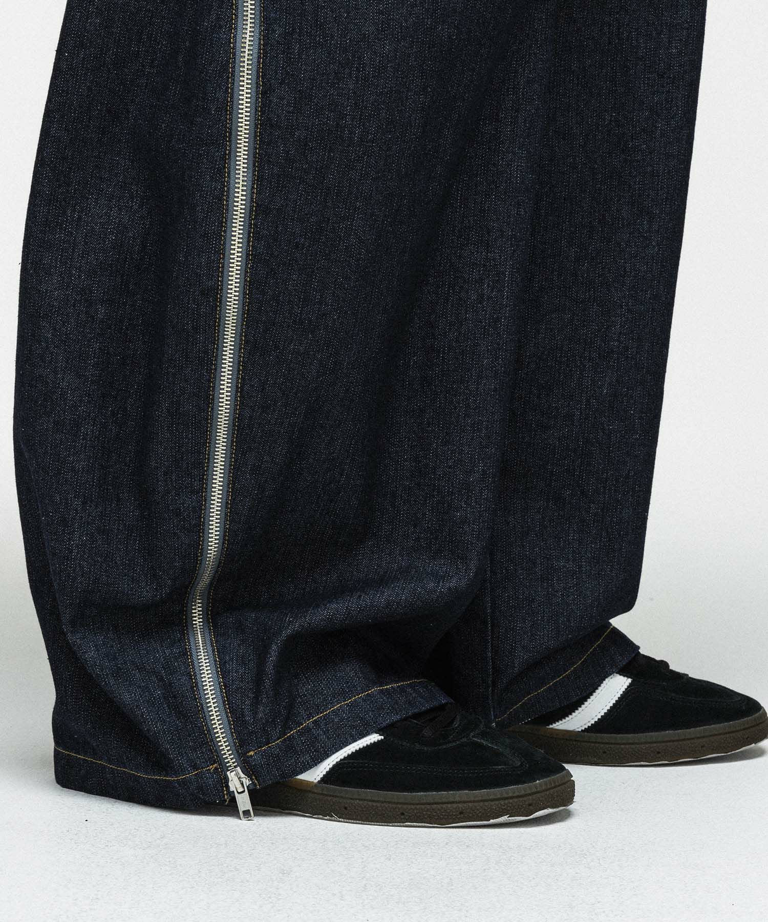 ILL'S(イルズ)2way SIDE ZIP BARREL-LEG DENIM PANTS / 2wayサイド