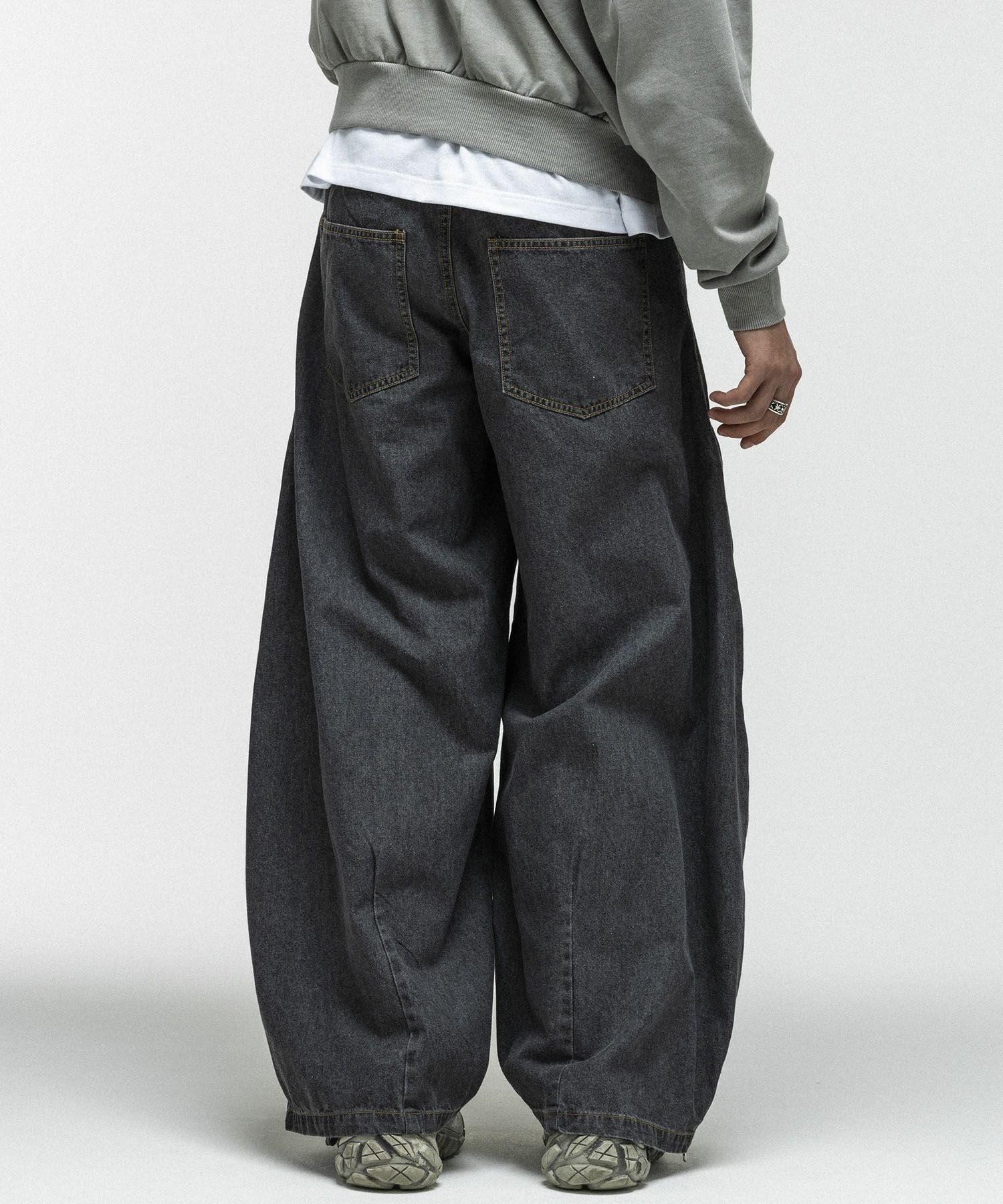 ILL'S(イルズ)2way SIDE ZIP BARREL-LEG DENIM PANTS / 2wayサイド
