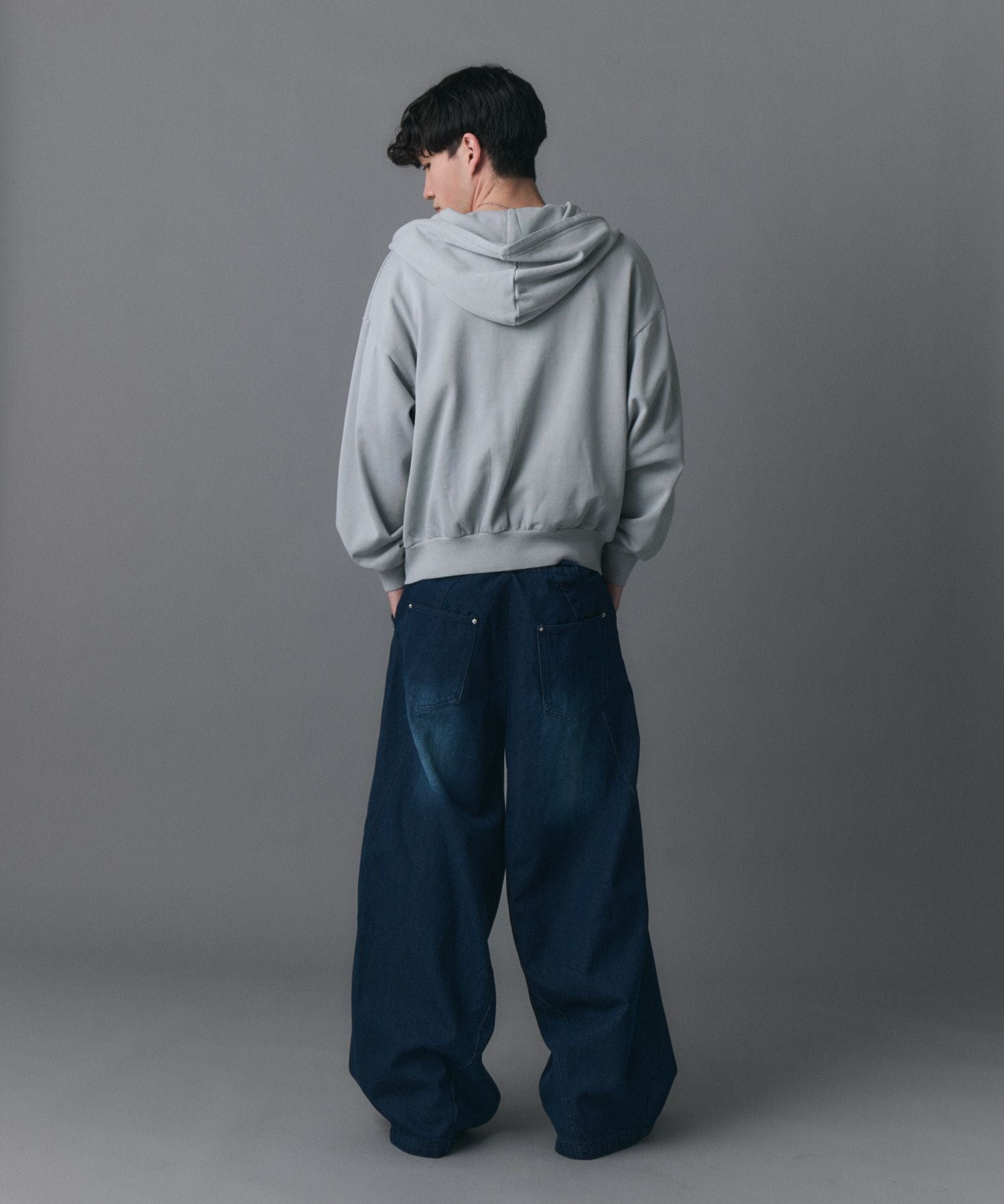 Confirm(コンファーム)Switching Full Zip Hoodie / スイッチング