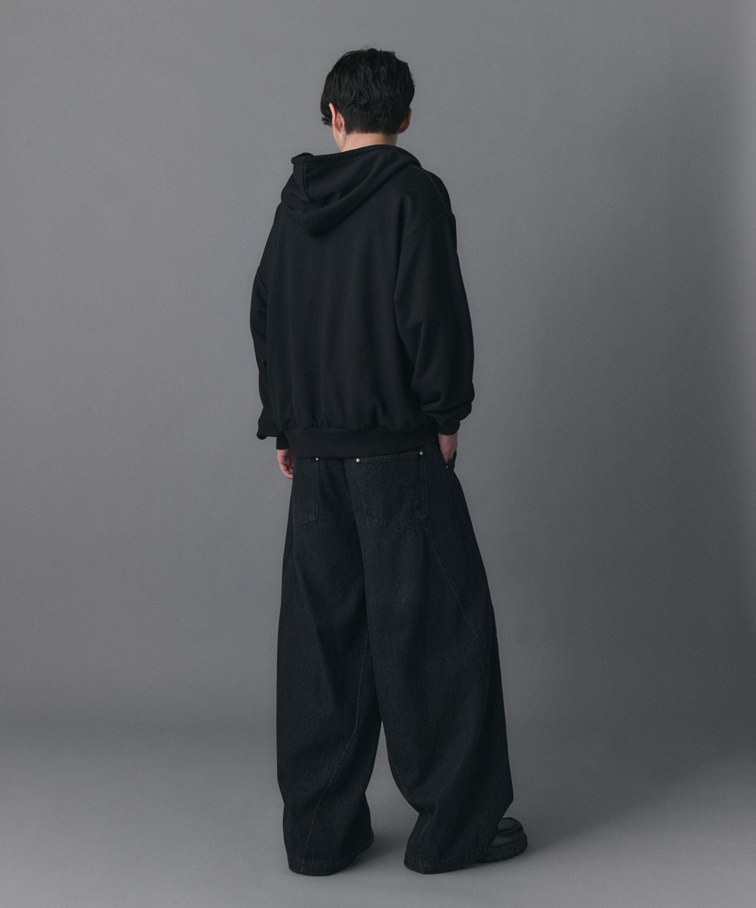 Confirm(コンファーム)Switching Full Zip Hoodie / スイッチング