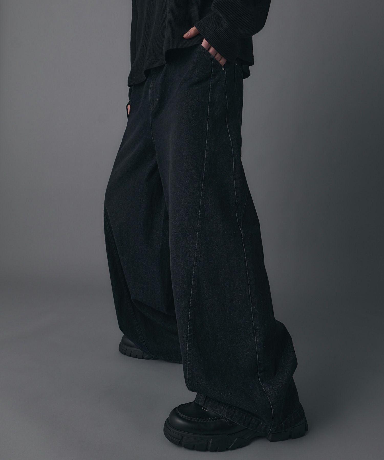 Confirm(コンファーム)Technical Pattern Denim Pants / テクニカル