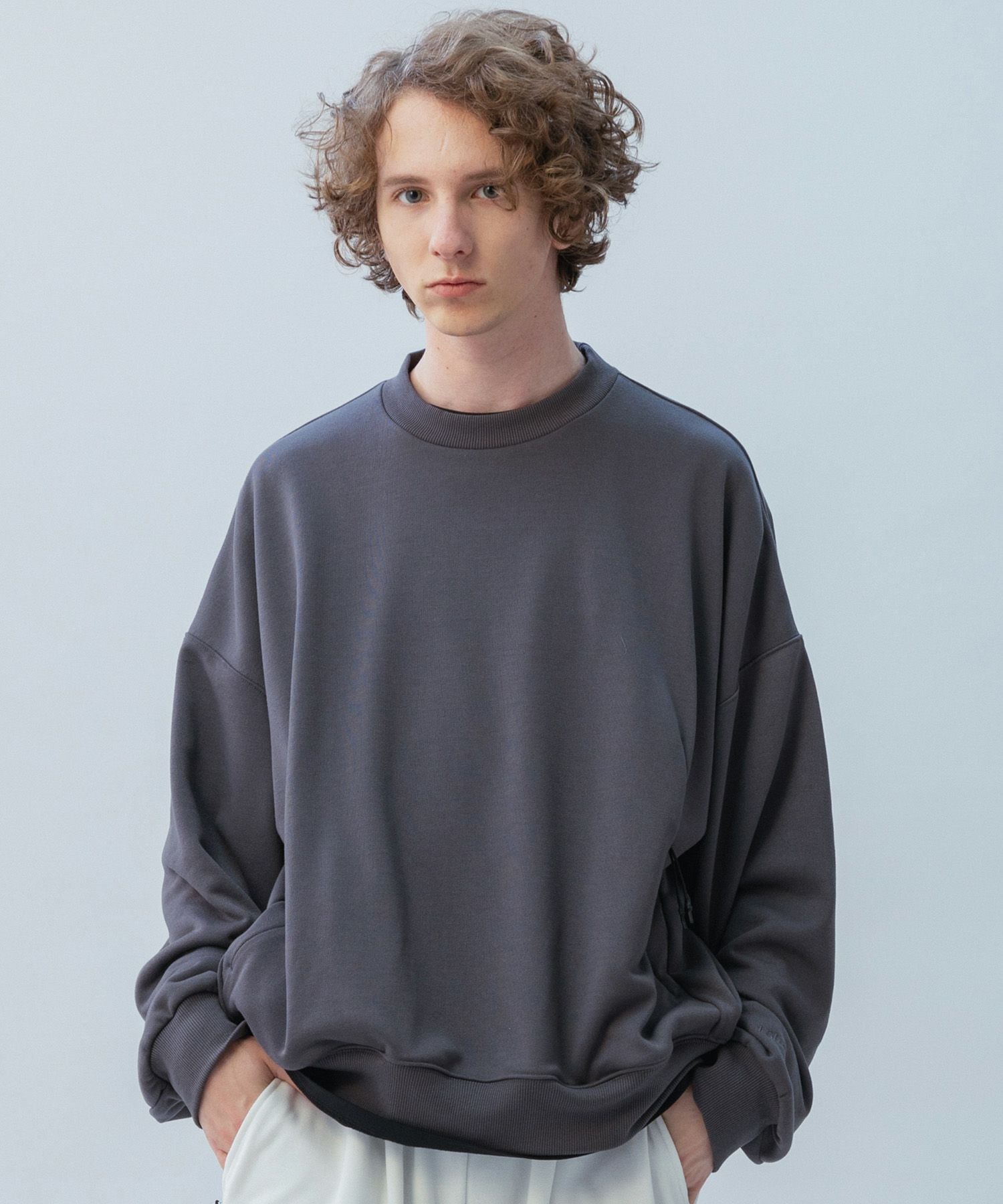 phenix(プラスフェニックス)TECH SWEAT CREWNECK / テック スウェット