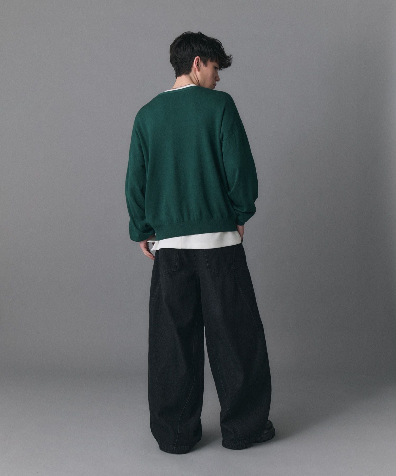 Confirm(コンファーム)Stone-like Button Cardigan / ストーンライク
