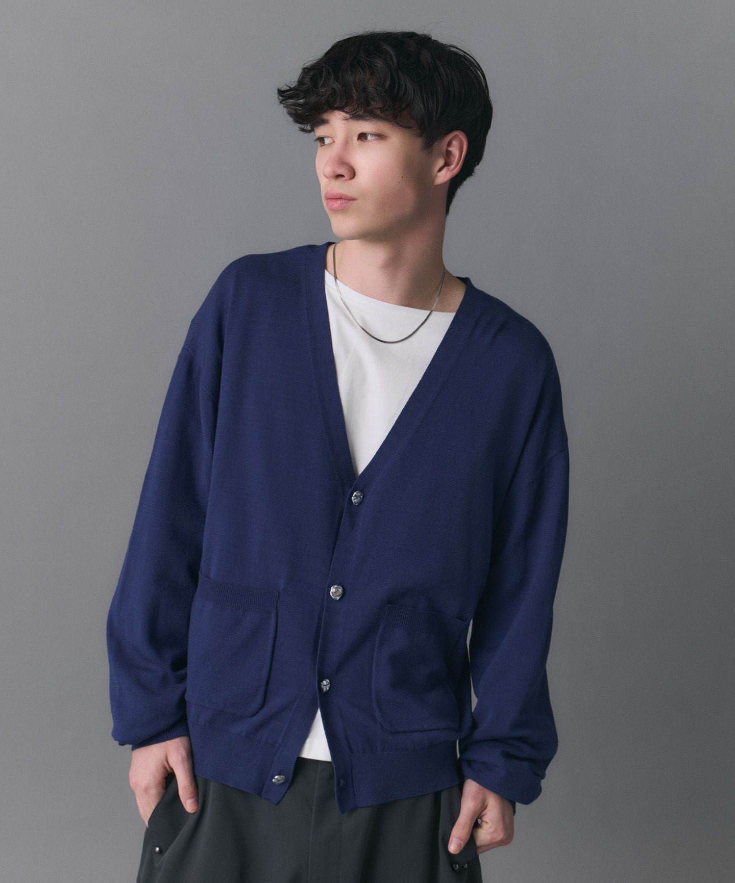 Confirm(コンファーム)Stone-like Button Cardigan / ストーンライク