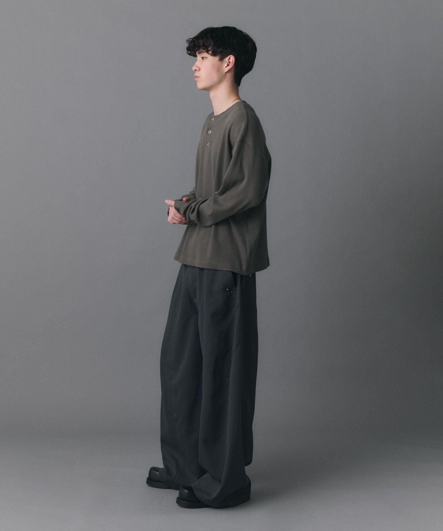 Confirm(コンファーム)Henley Neck Waffle Long Sleeve Tee / ヘンリー