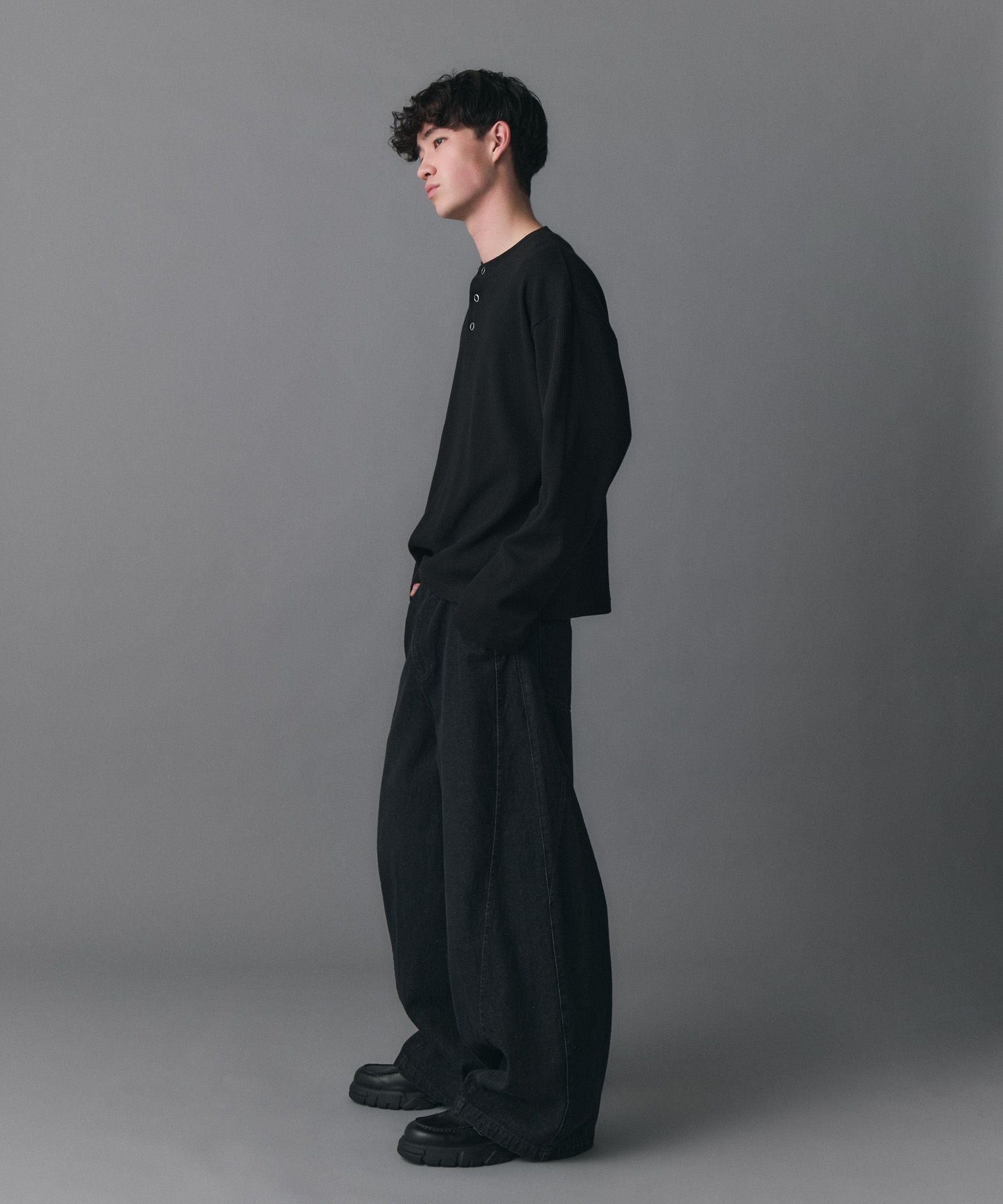 Confirm(コンファーム)Henley Neck Waffle Long Sleeve Tee / ヘンリー 