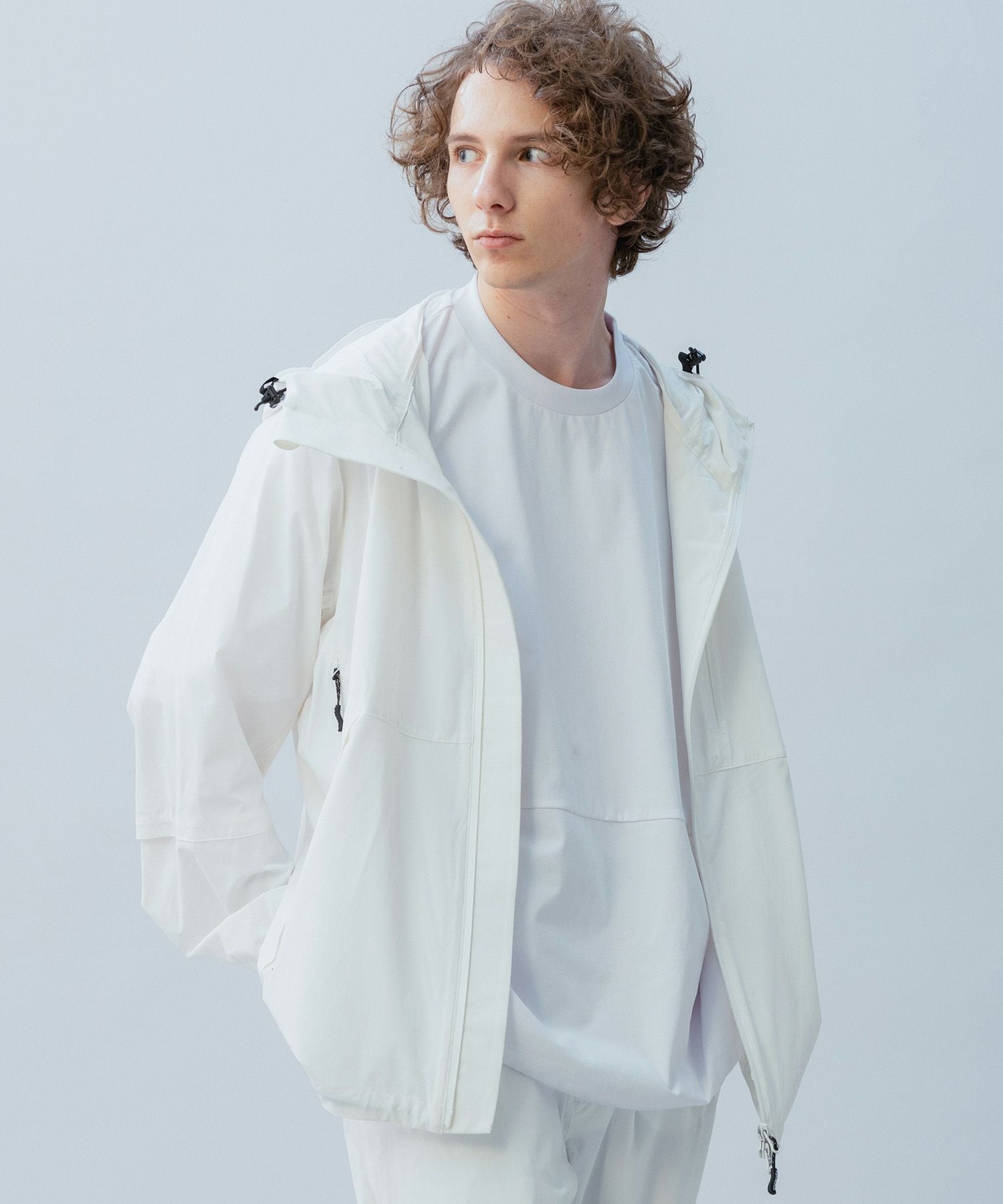 phenix(プラスフェニックス)AIRFLOW HOODED JACKET / エアフロー