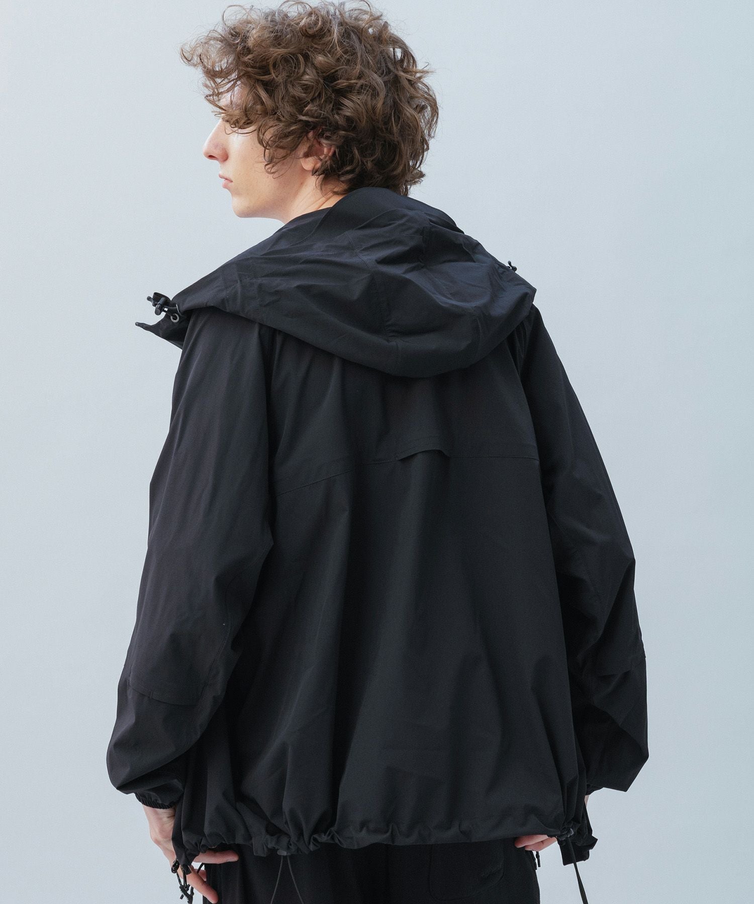 phenix(プラスフェニックス)AIRFLOW HOODED JACKET / エアフロー