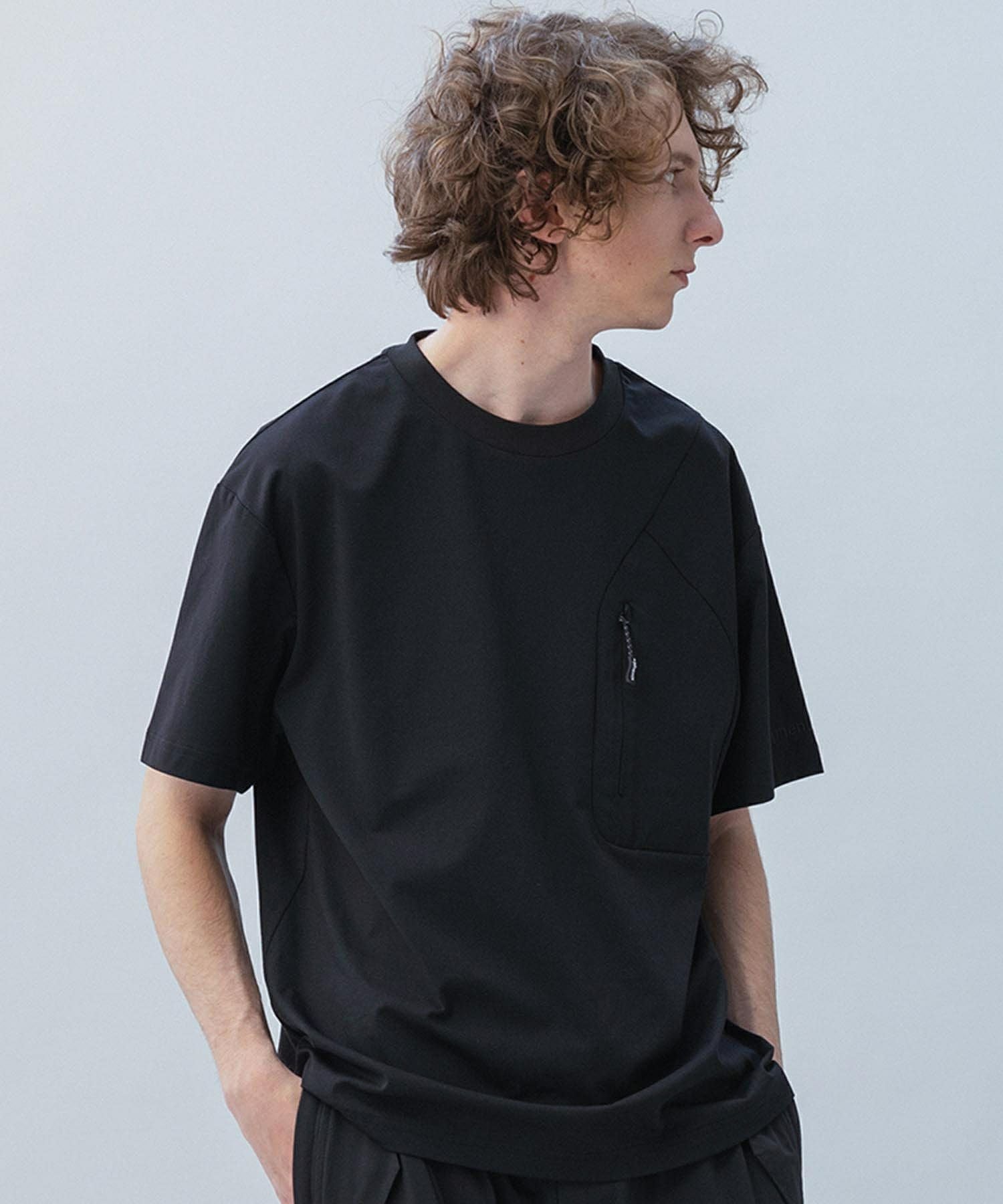 phenix(プラスフェニックス)HIDDEN ZIP POCKET SHORT SLEEVE TEE