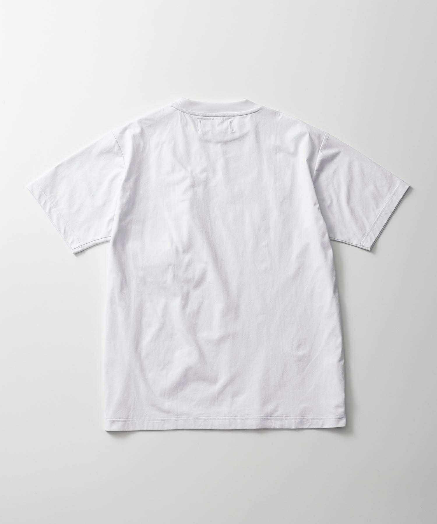 phenix(プラスフェニックス)HIDDEN ZIP POCKET SHORT SLEEVE TEE