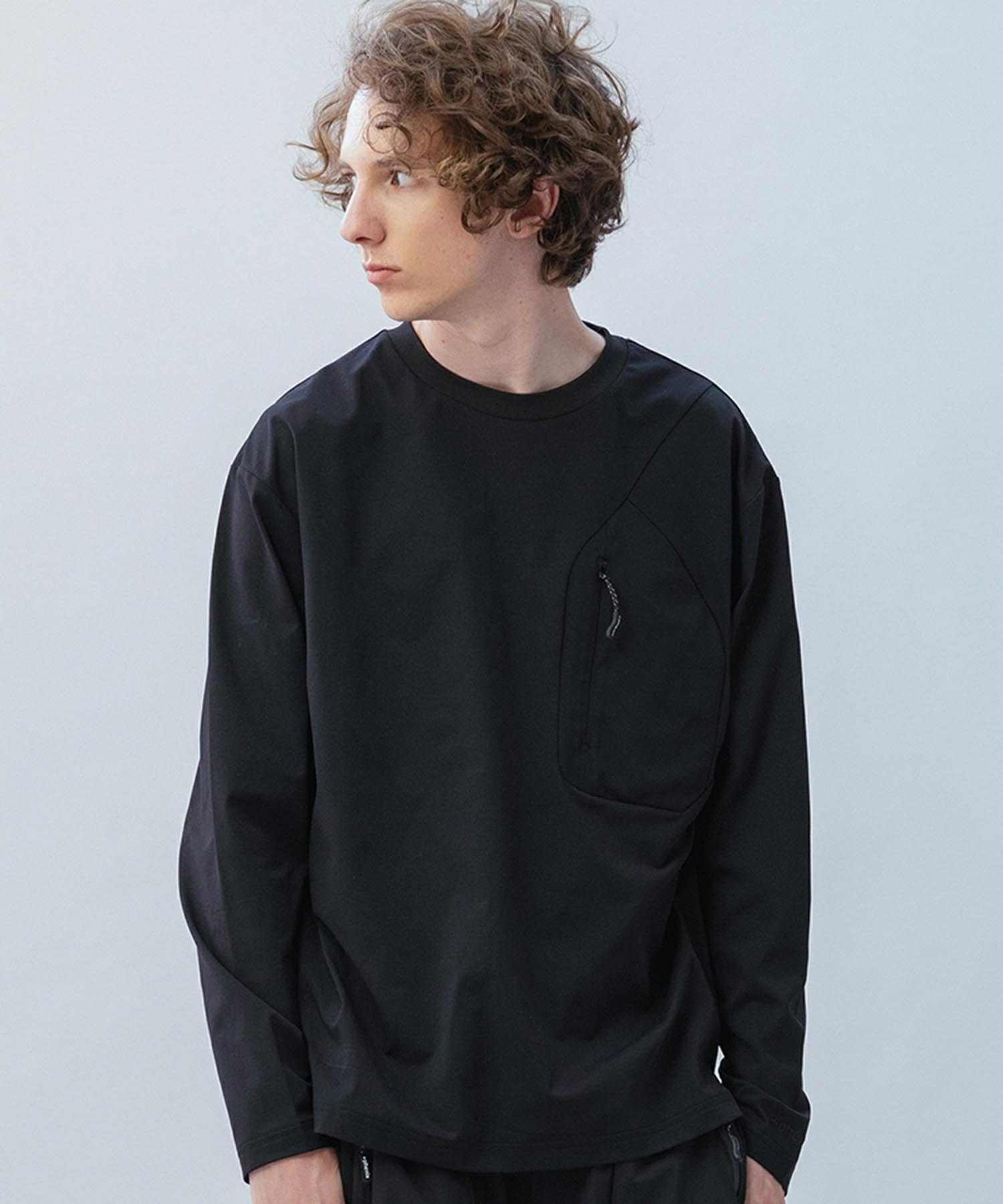 phenix(プラスフェニックス)HIDDEN ZIP POCKET LONG SLEEVE TEE