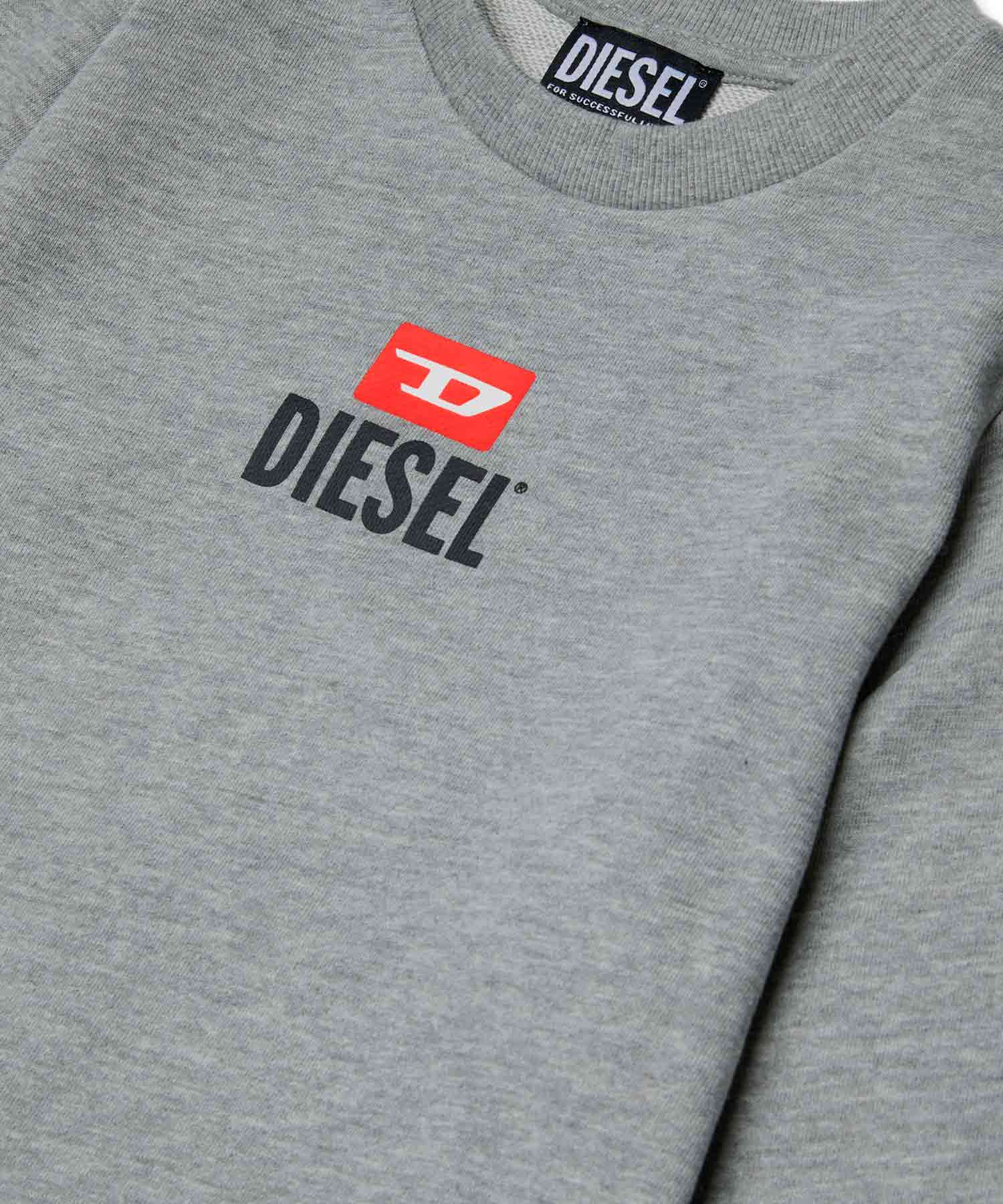 【レア】DIESEL ディーゼル　ロゴトップス　グレー Amazon | [ディーゼル] メンズ ロゴ Tシャツ A035930CATM 2XS グレー