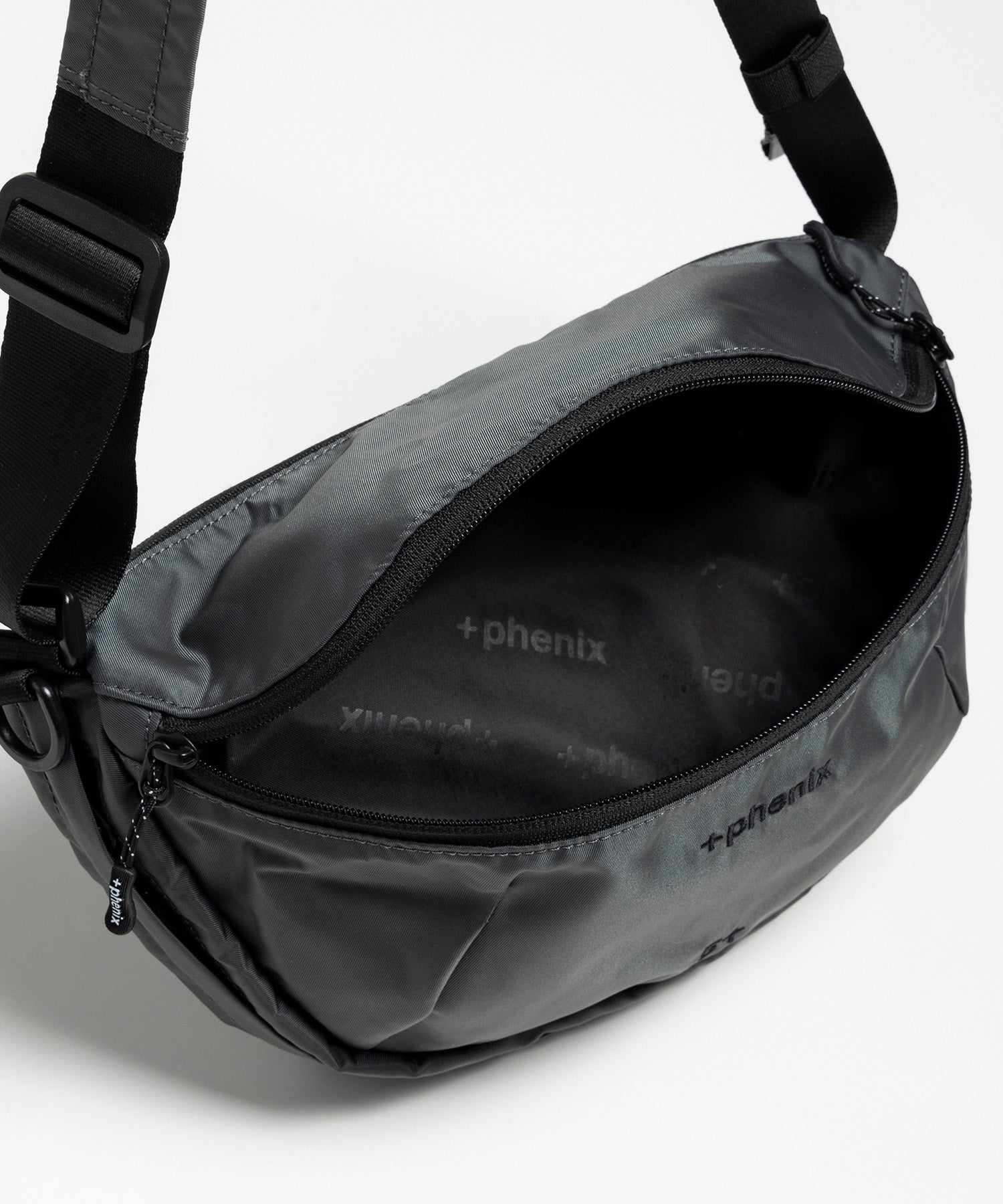 ボディーバッグ phenix(プラスフェニックス)EXPAND BODY BAG 5+ / エクスパンド ボディ