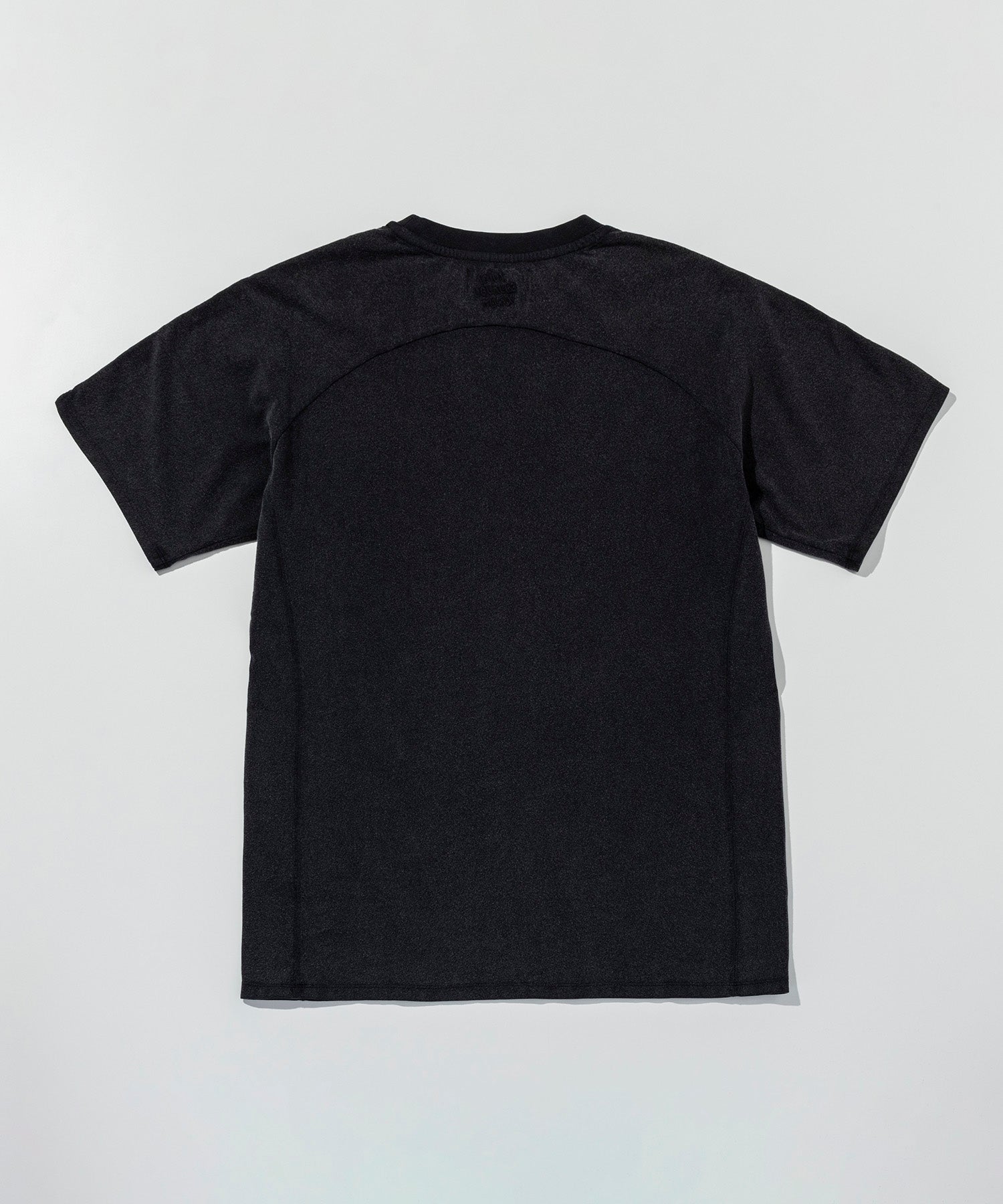 未使用品！1PIU1UGUALE3 半袖　Tシャツ　ブラック　L 1PIU1UGUALE3 RELAX(ウノピゥウノウグァーレトレ リラックス