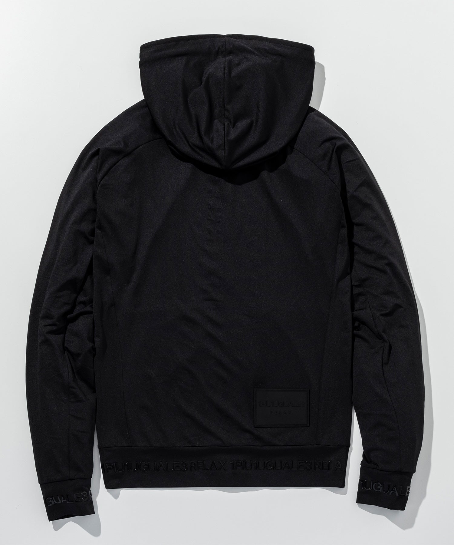 1PIU1UGUALE3Relax ブラック ハイネック L 美品 1PIU1UGUALE3 RELAX(ウノピゥウノウグァーレトレ リラックス)ライン