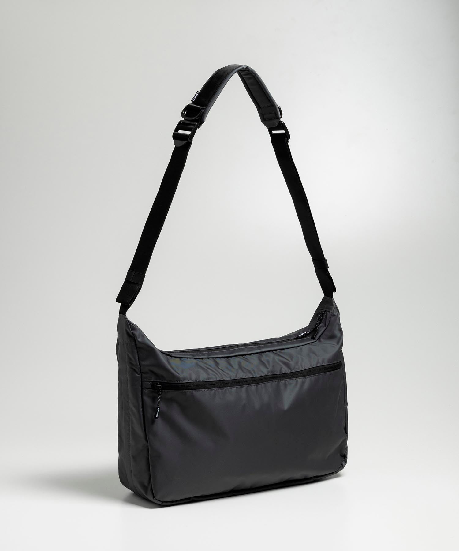 phenix(プラスフェニックス)EXPAND SHOULDER BAG 20+ / エクスパンド