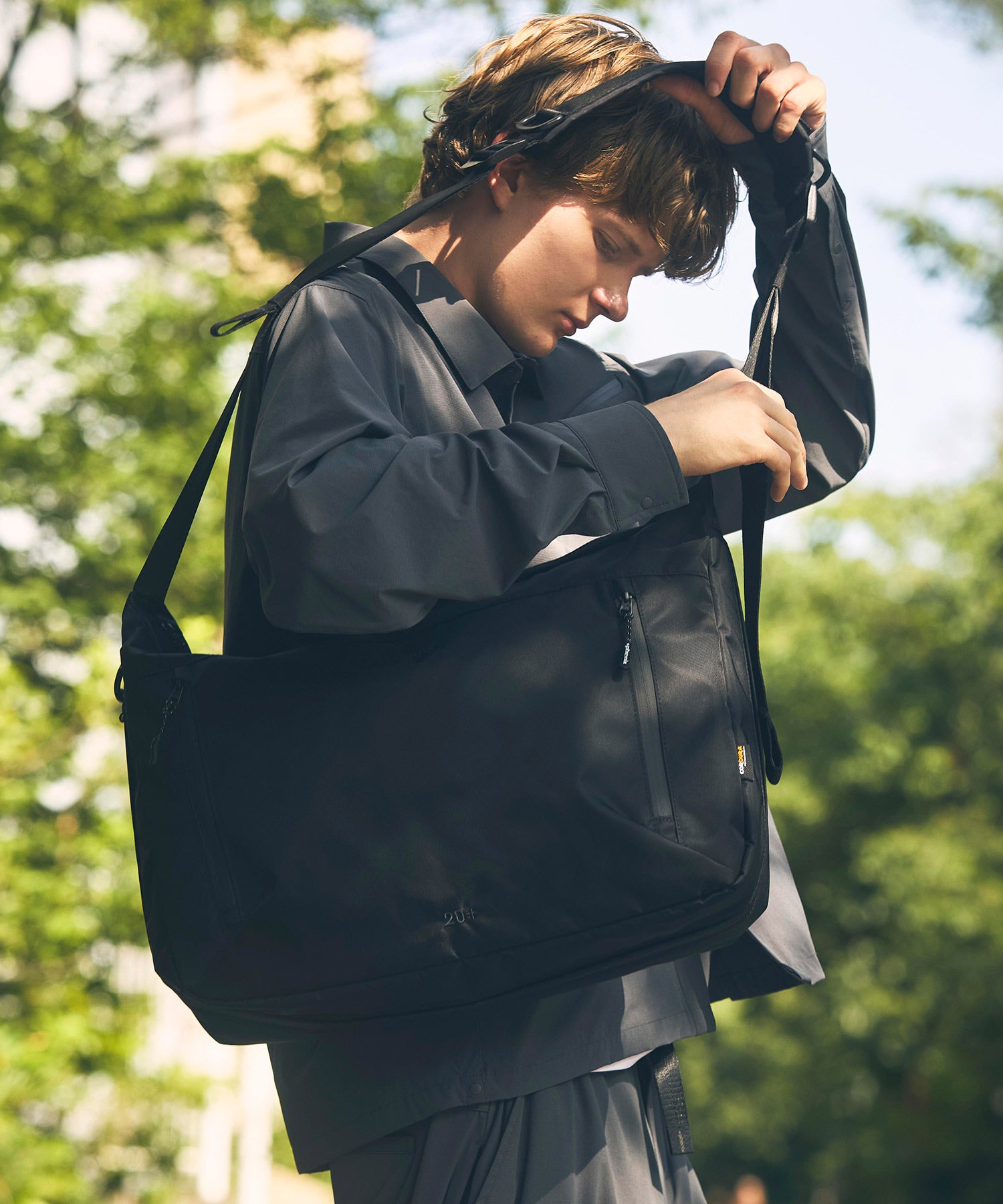 phenix(プラスフェニックス)EXPAND SHOULDER BAG 20+ / エクスパンド 