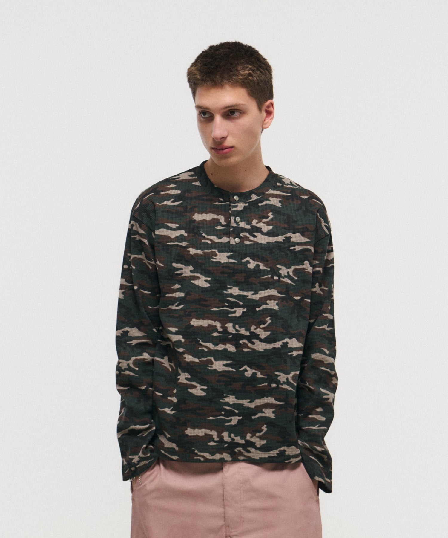 ILL'S(イルズ)HENLEY CAMO WAFFLE LONG-SLEEVE TEE / カモ総柄ヘンリー