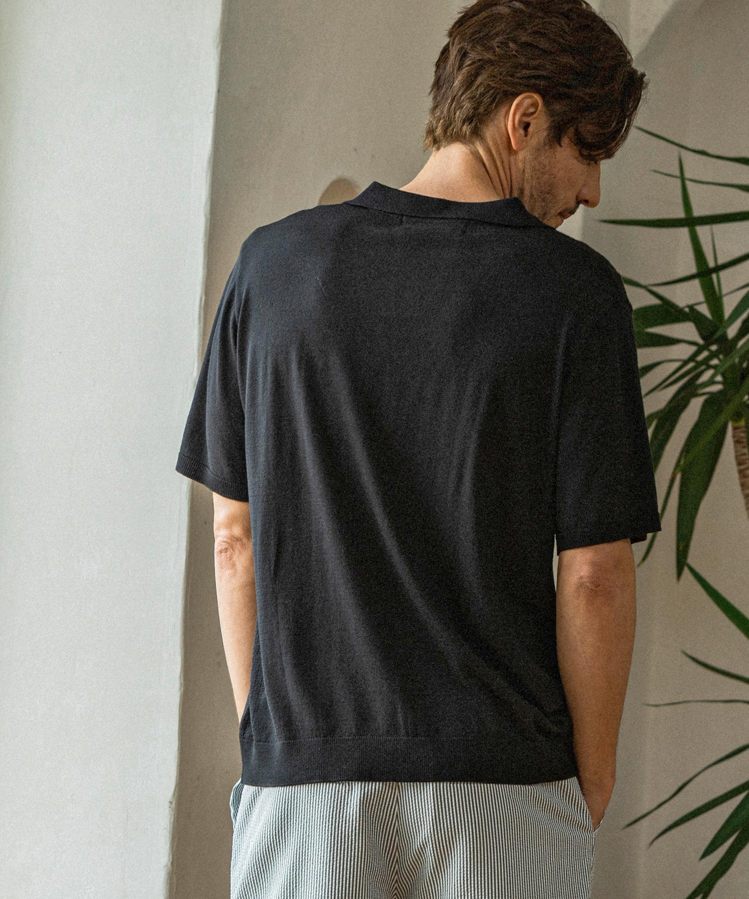 AKM Contemporary(エイケイエムコンテンポラリー)シルクブレンド半袖