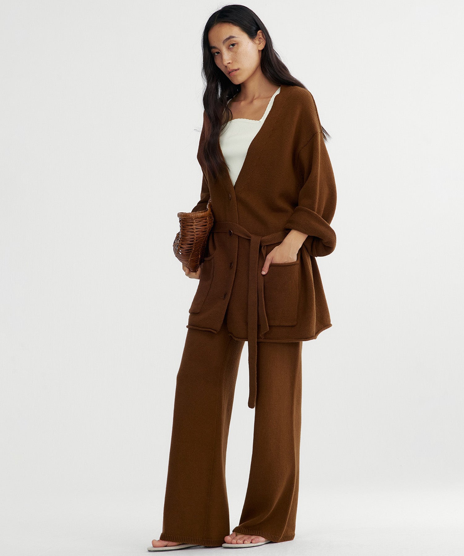 Bie(ビエ)カシミヤブレンド ワイドニットパンツ | SHIFFON公式通販