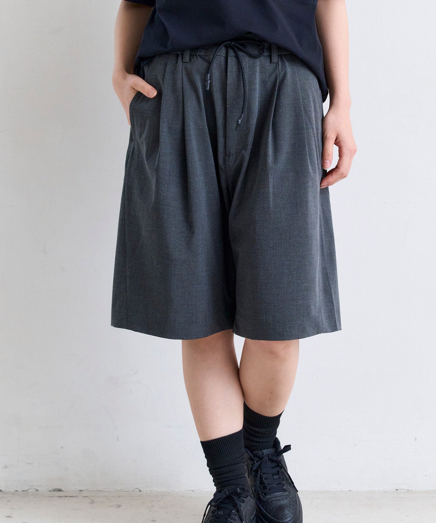 phenix(プラスフェニックス)2-TUCK HALF SLACKS / ツータック ハーフ