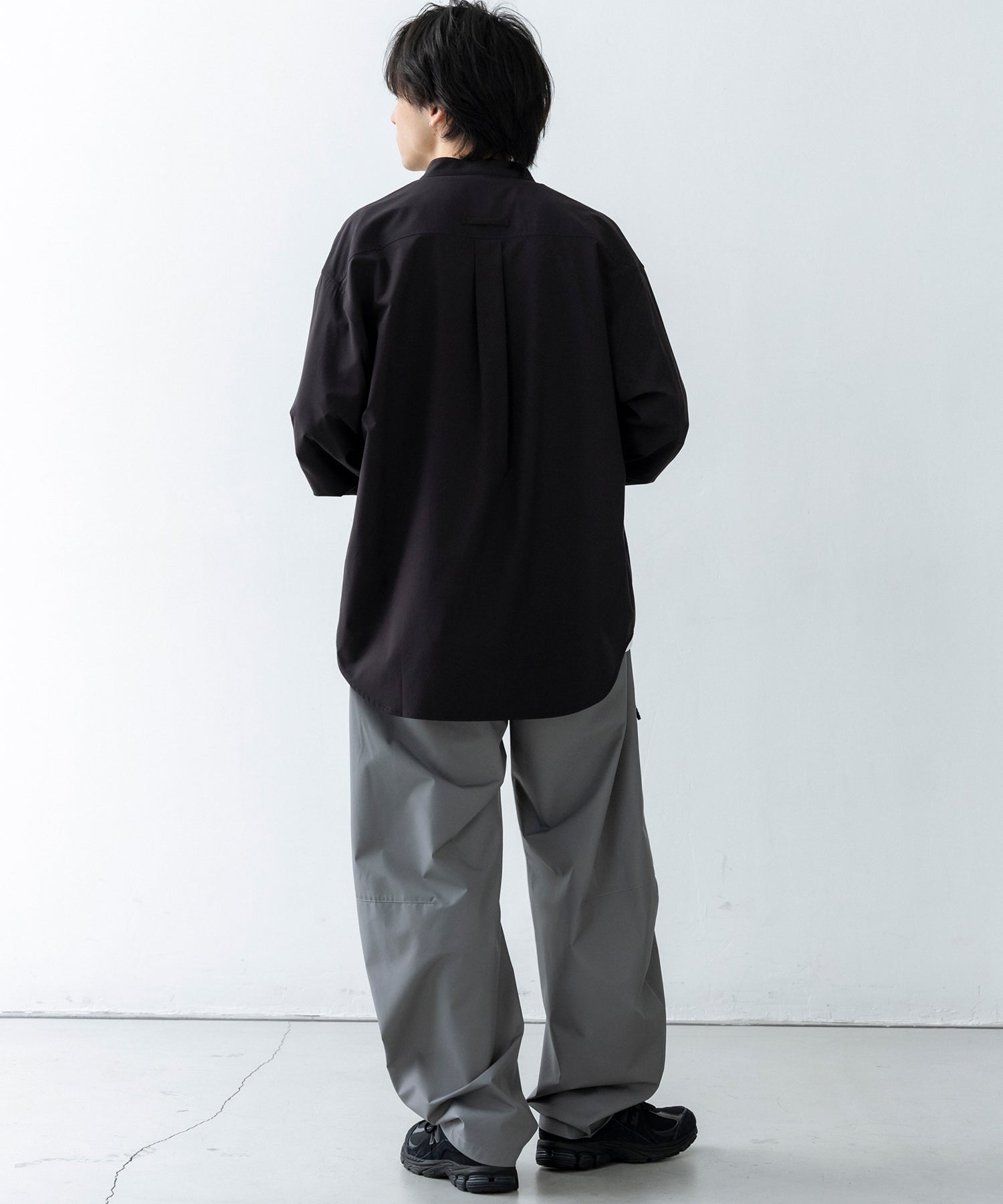 phenix(プラスフェニックス)SEAM POCKET BAND COLLAR SHIRT / シーム