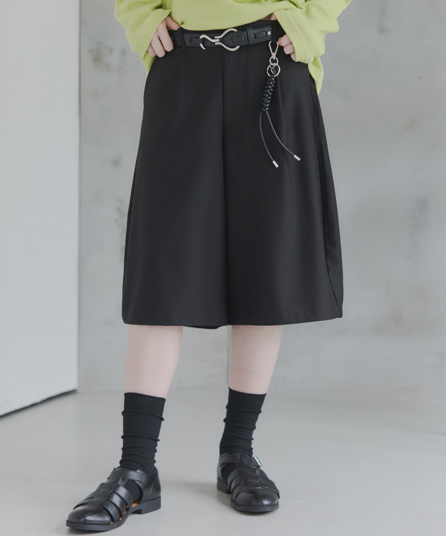 Confirm(コンファーム)Curved Half Pants / カーブハーフパンツ