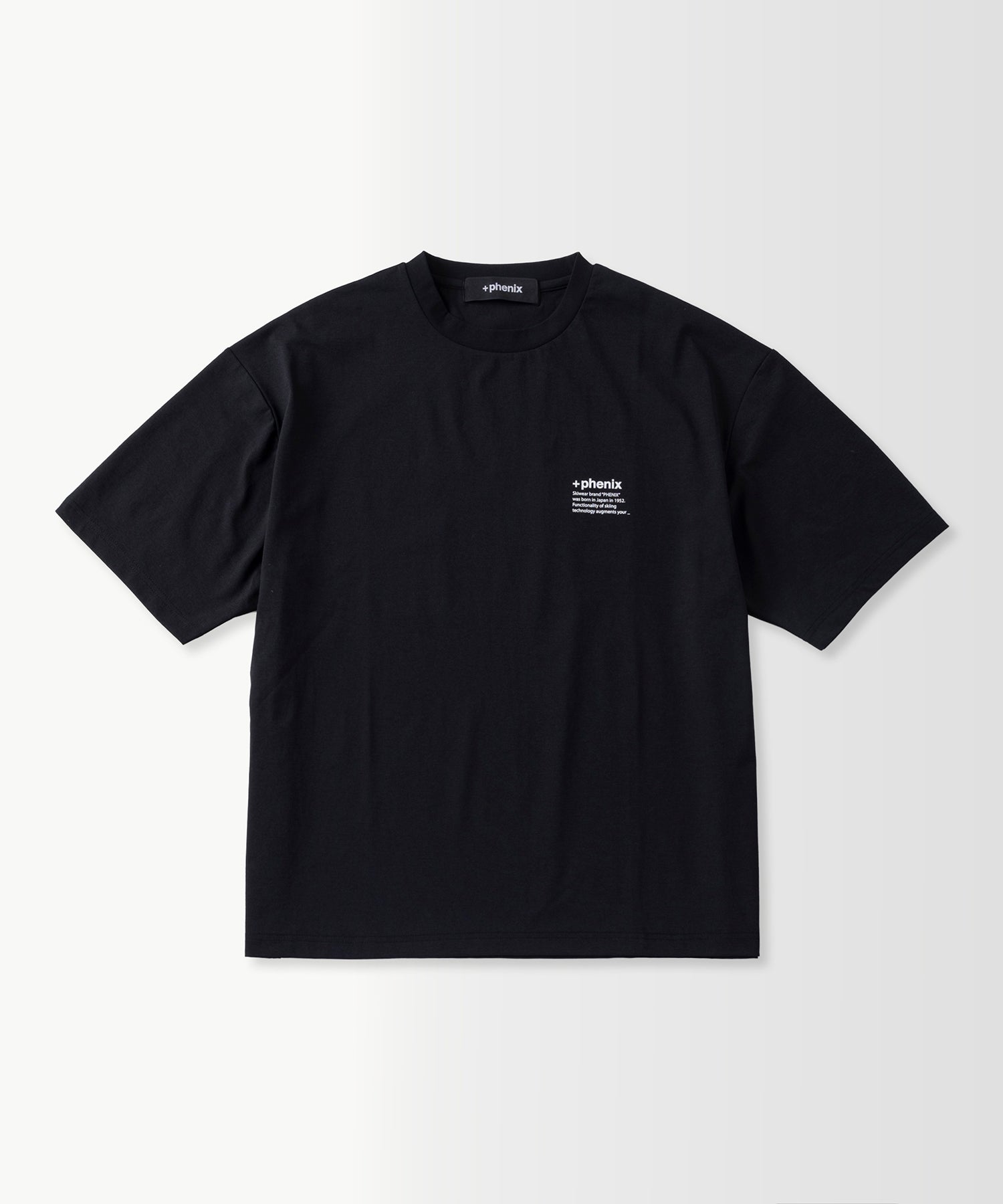 phenix(プラスフェニックス)Outlast CIRCLE GRAPHIC SHORT SLEEVE TEE